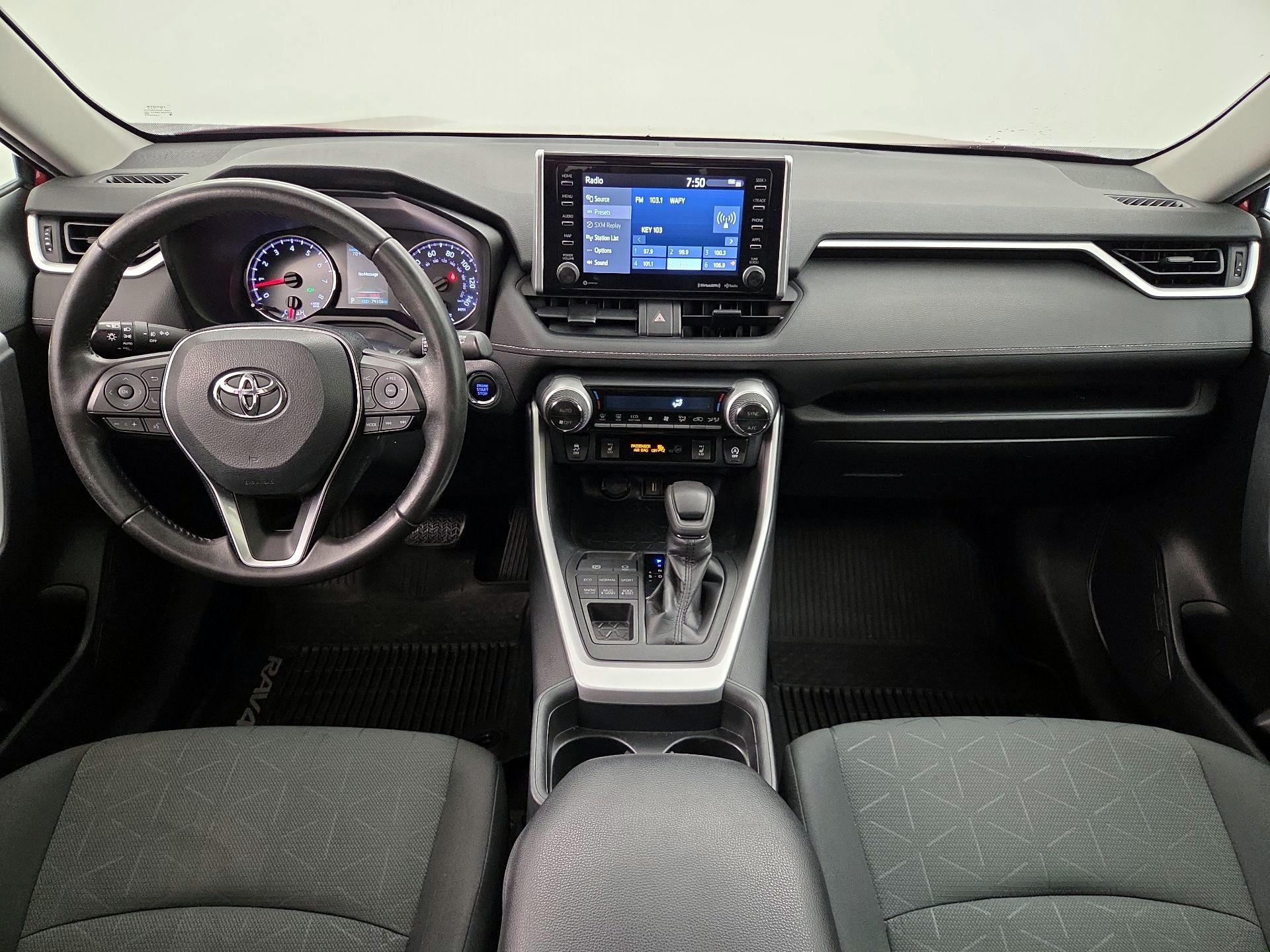 Thumbnail: 2020 Toyota RAV4 - 9