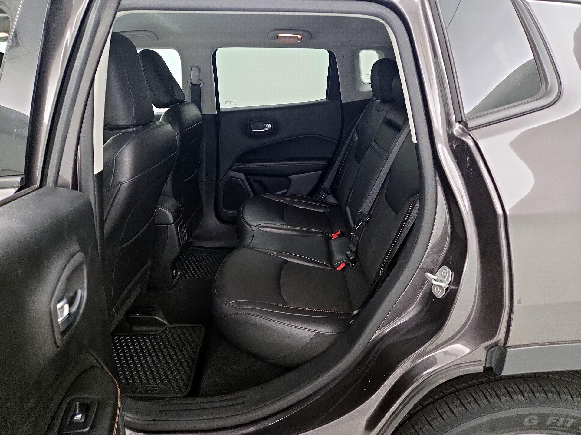 Thumbnail: 2020 Jeep Compass - 19