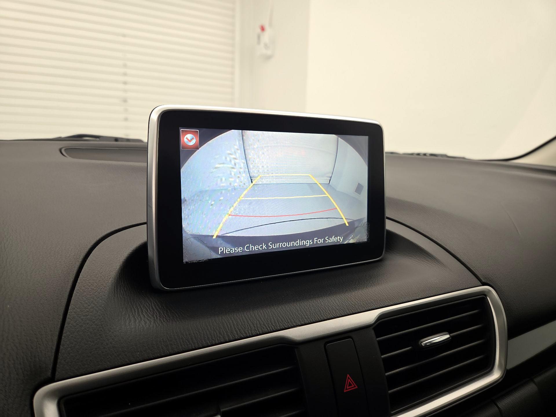Thumbnail: 2016 Mazda Mazda3 - 15