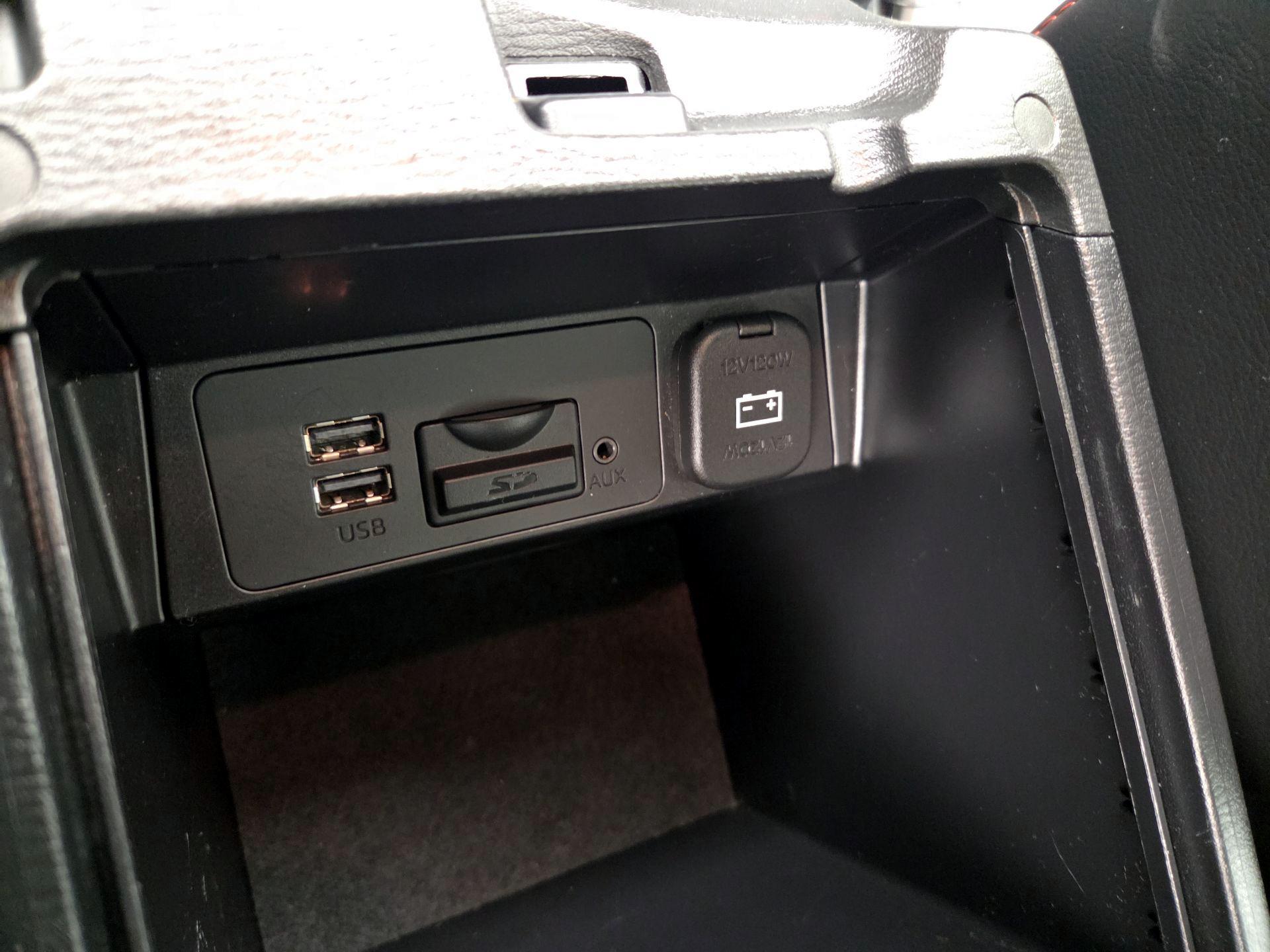 Thumbnail: 2016 Mazda Mazda3 - 19