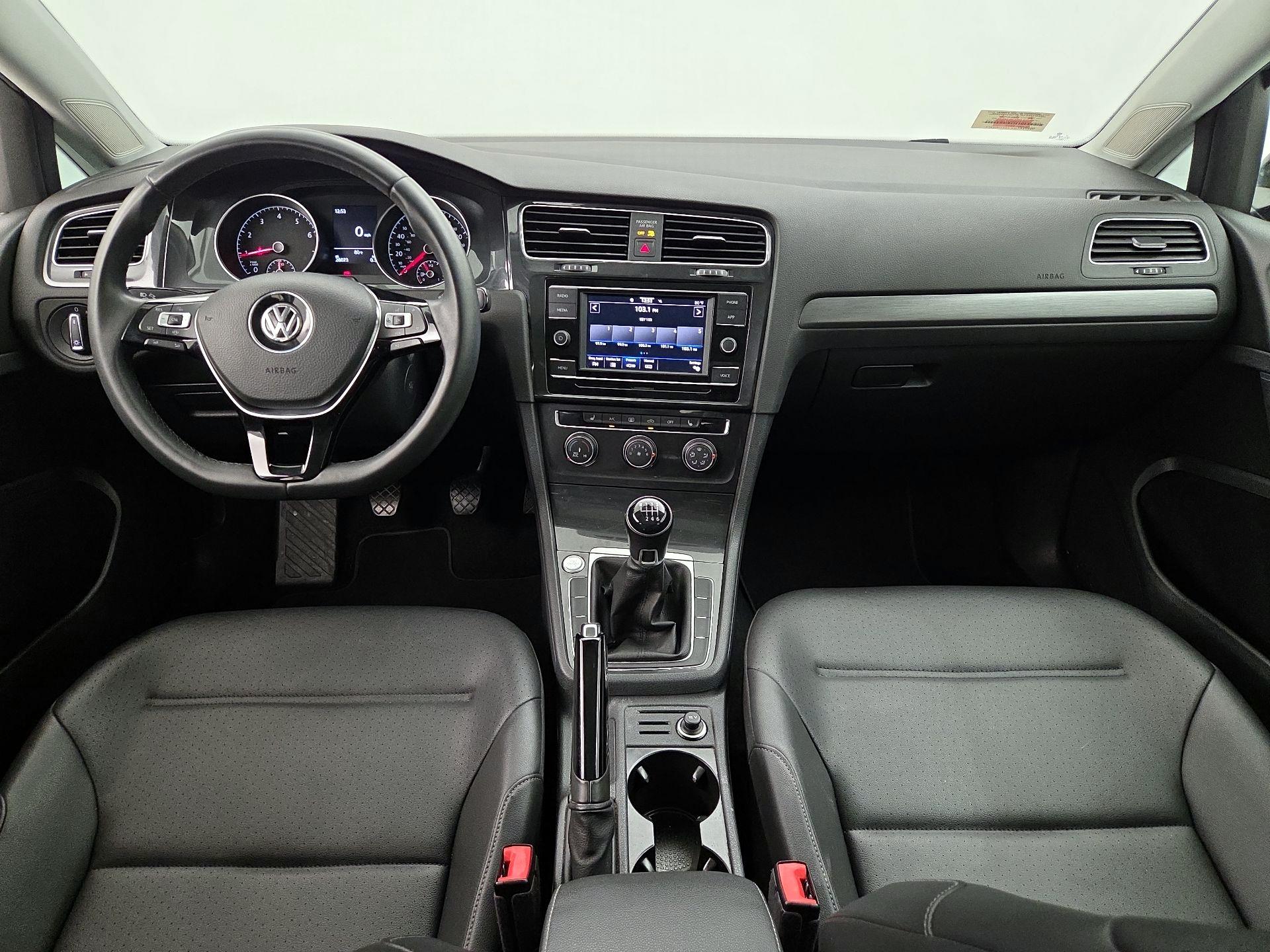Thumbnail: 2021 Volkswagen Golf - 9
