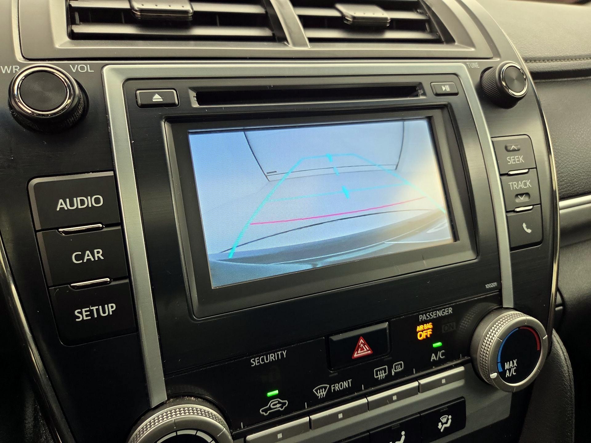 Thumbnail: 2014 Toyota Camry - 14