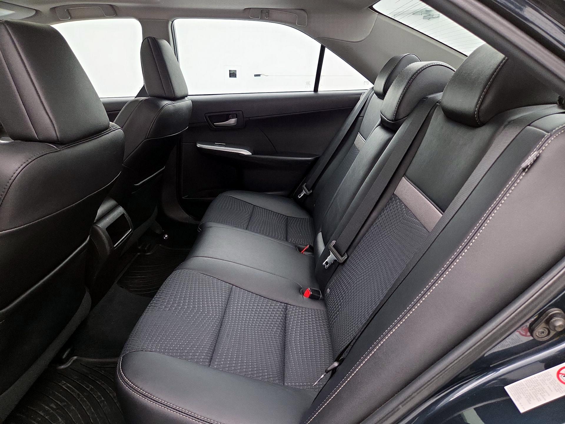 Thumbnail: 2014 Toyota Camry - 20