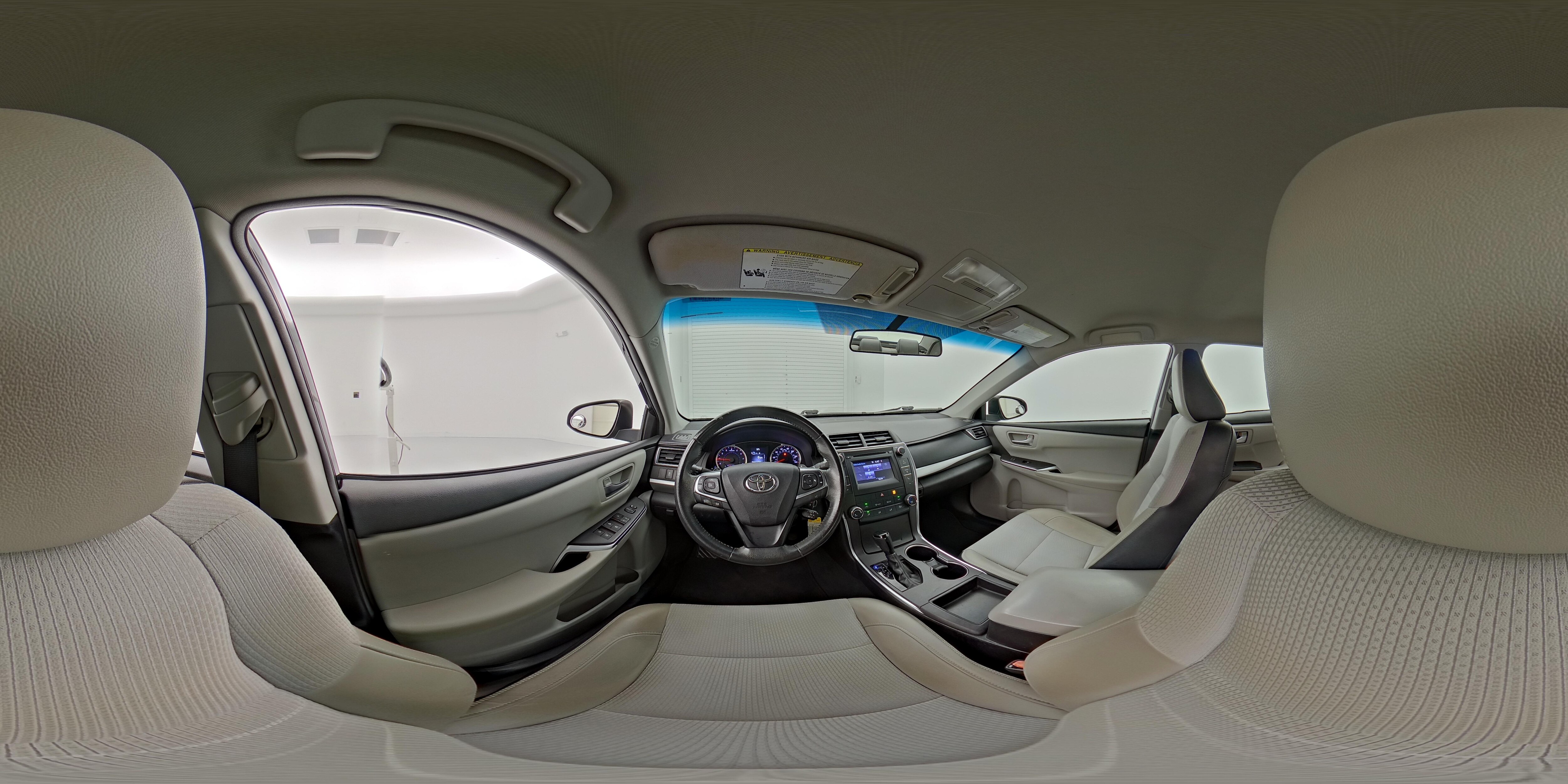 2017 Toyota Camry SE - Photo 26