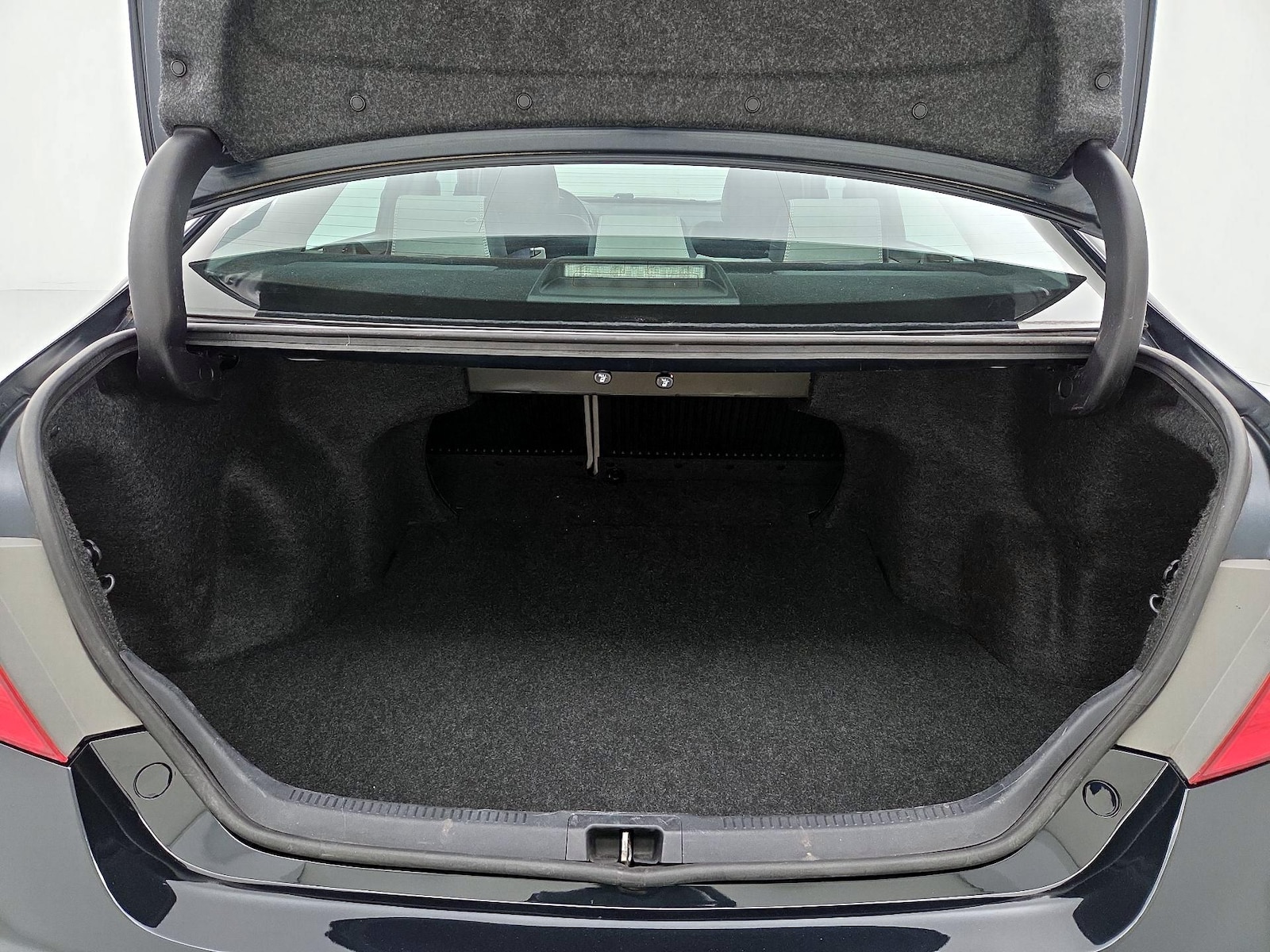 2017 Toyota Camry SE - Photo 21