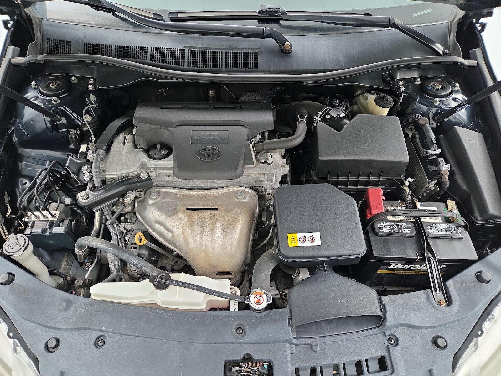 2017 Toyota Camry SE - Photo 22