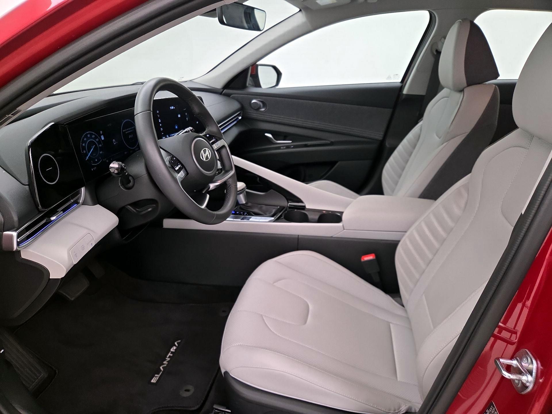 Thumbnail: 2025 Hyundai Elantra - 11