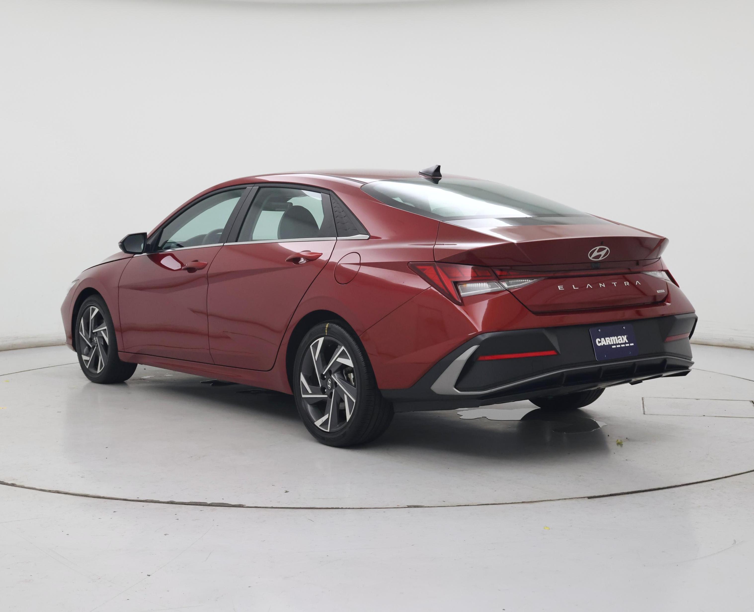 Thumbnail: 2025 Hyundai Elantra - 2