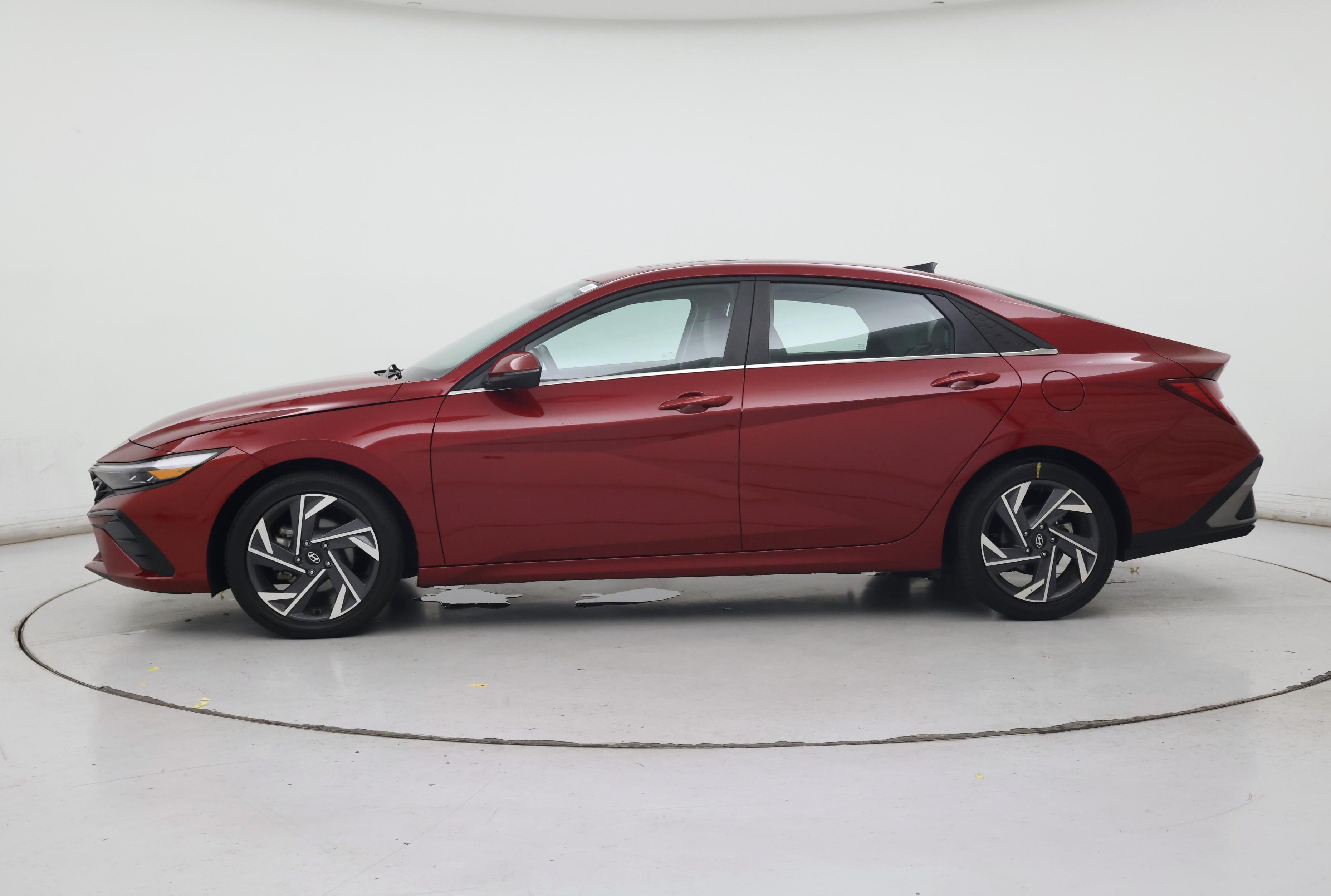 Thumbnail: 2025 Hyundai Elantra - 3
