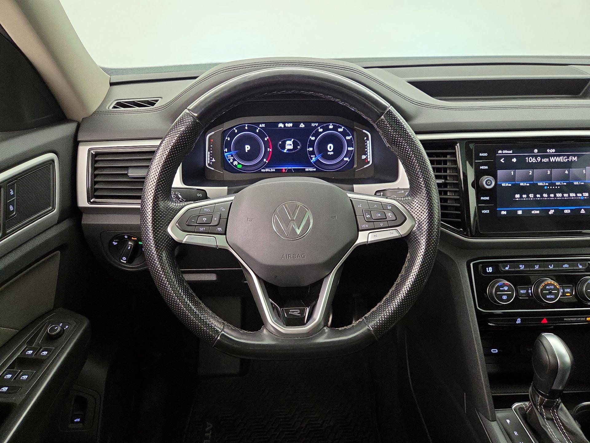 Thumbnail: 2022 Volkswagen Atlas - 10