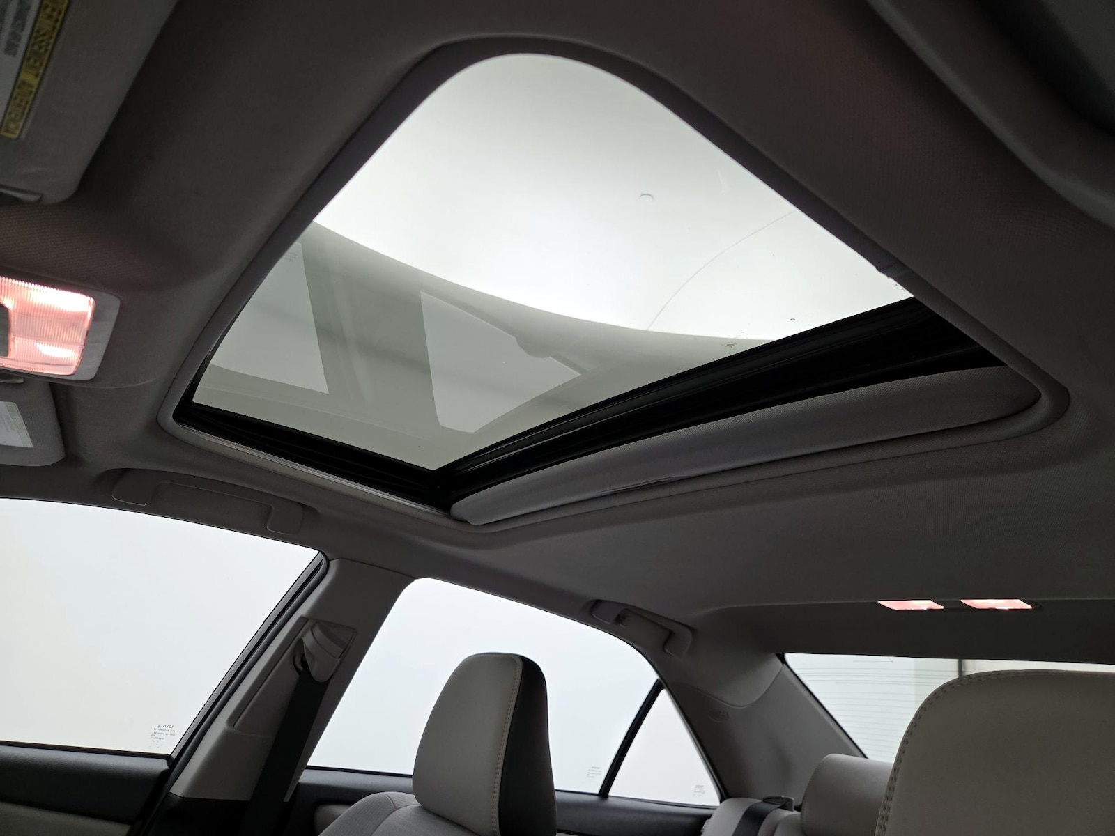 2016 Toyota Camry Special Edition - Photo 20