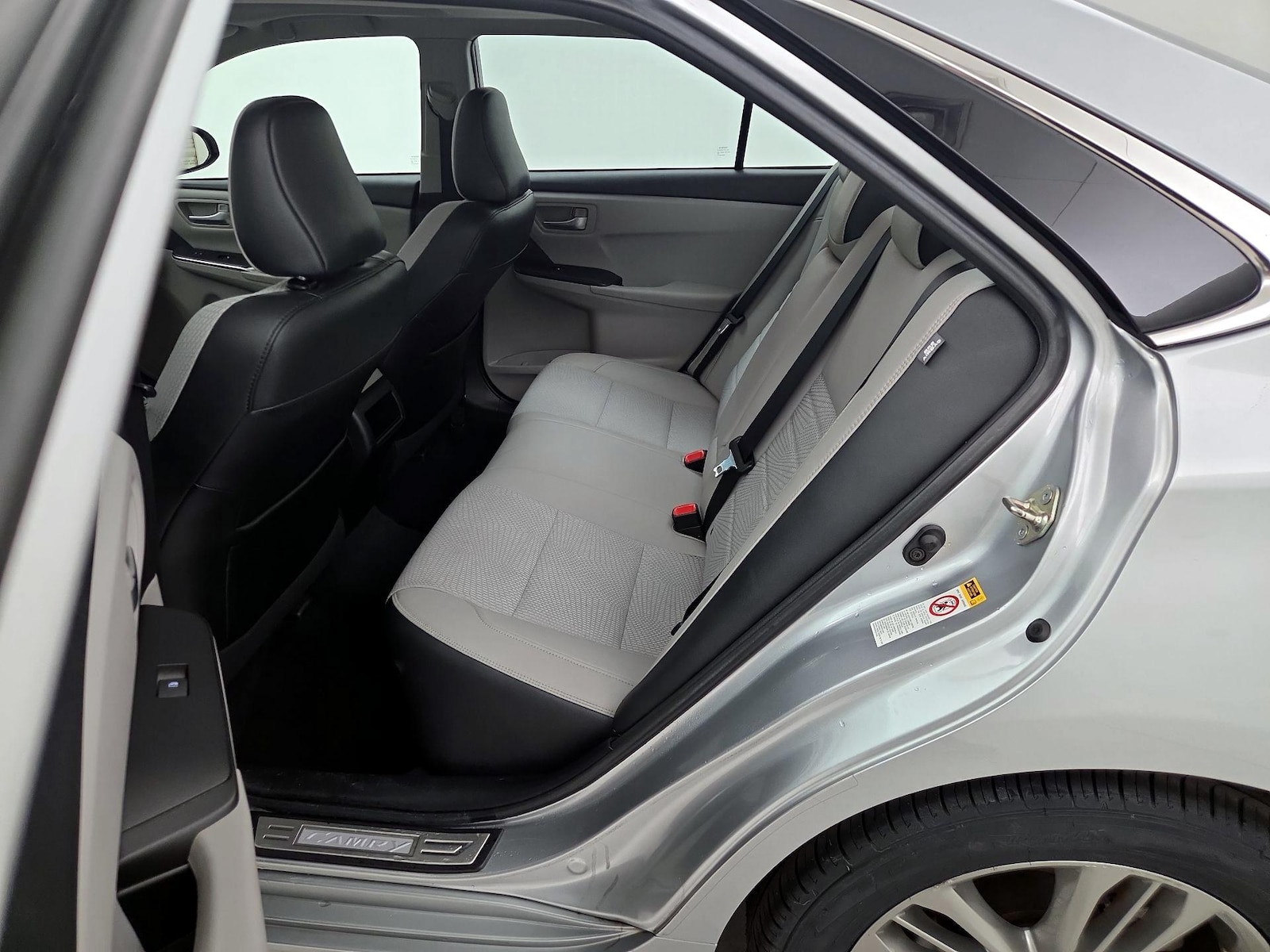 2016 Toyota Camry Special Edition - Photo 21