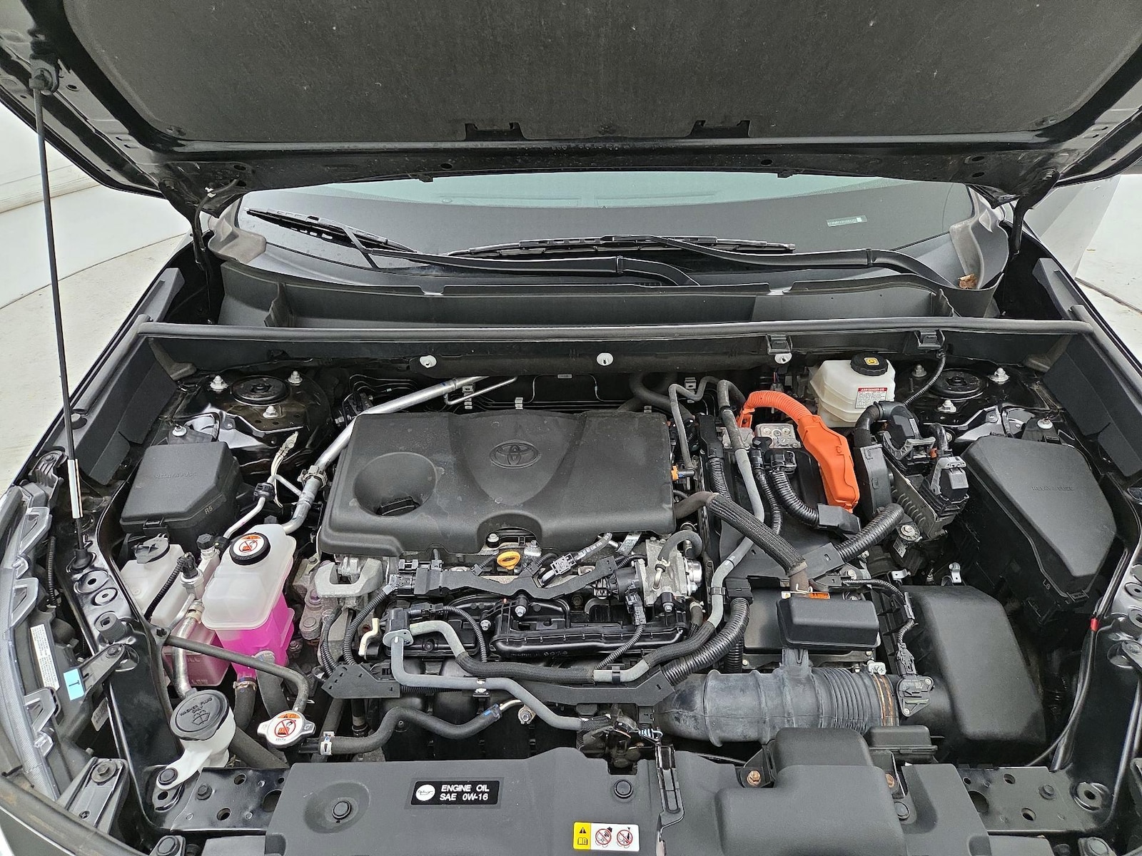 2023 Toyota RAV4 XLE - Photo 23