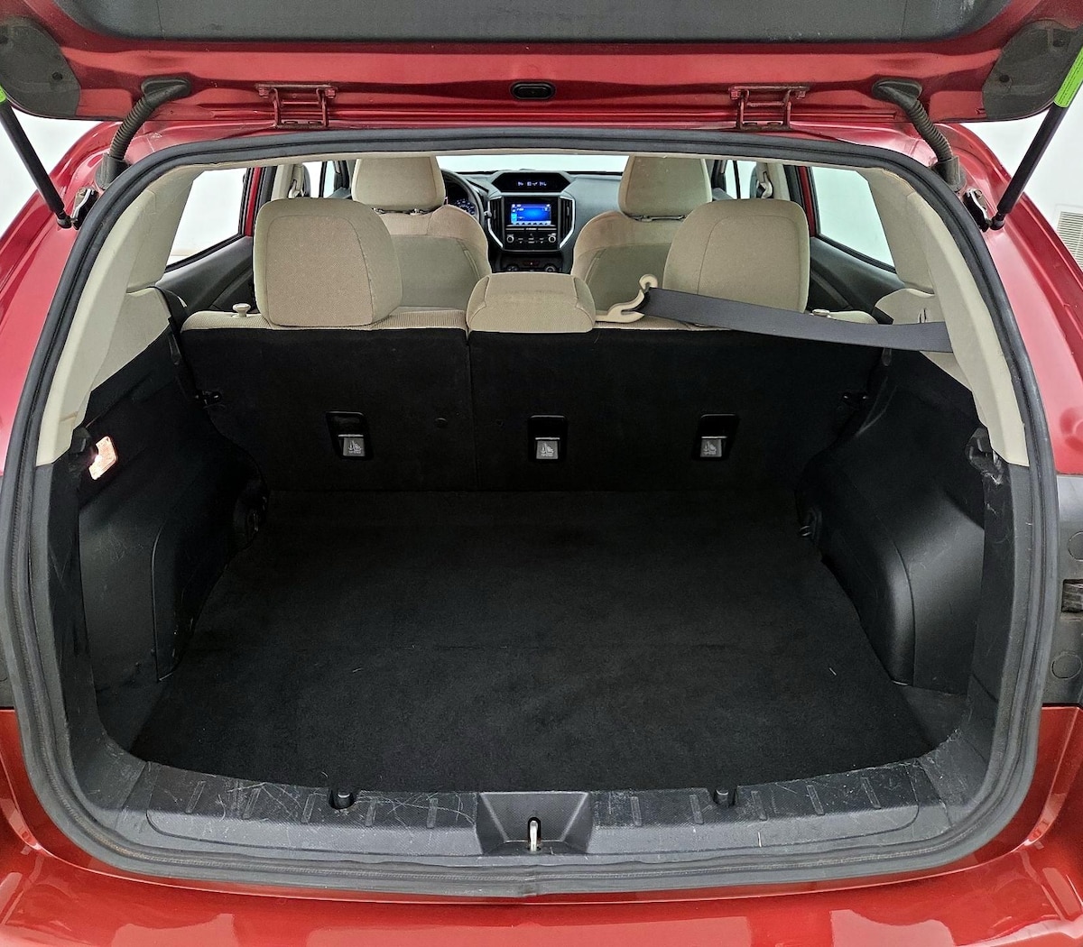 Trunk/Cargo (Seats Up)