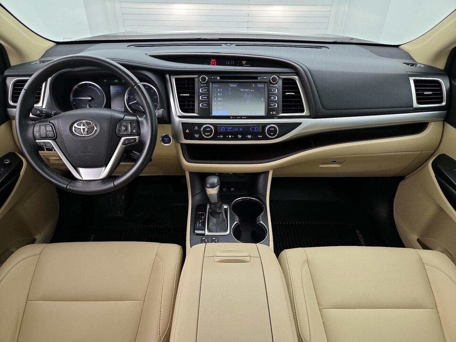 2019 Toyota Highlander XLE - Photo 10