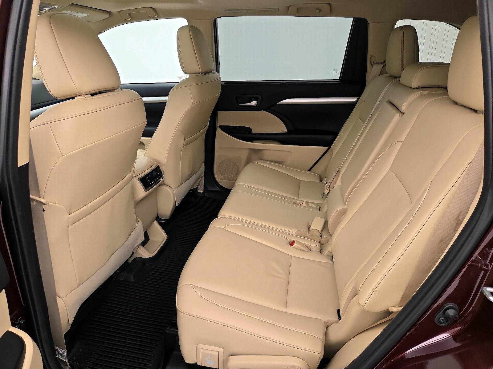 2019 Toyota Highlander XLE - Photo 22