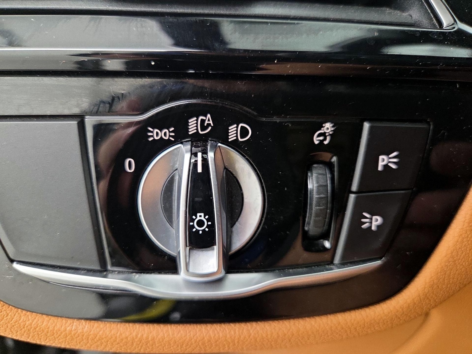 2021 BMW 5 Series 530i - Photo 14