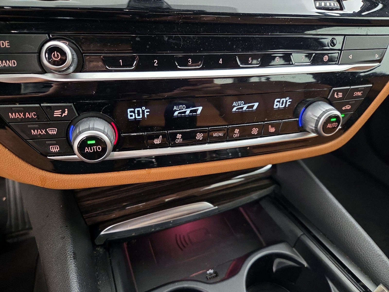 2021 BMW 5 Series 530i - Photo 18