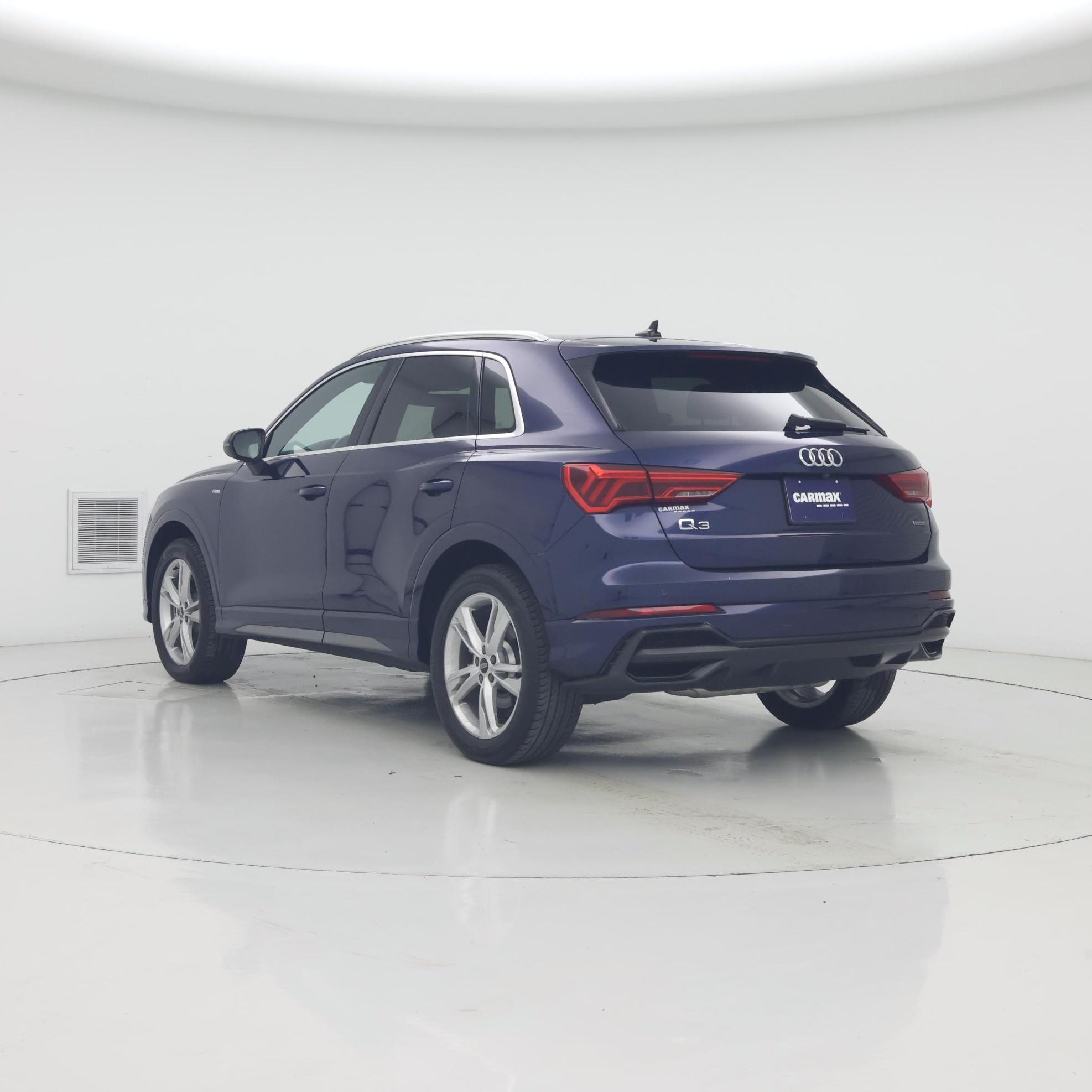 Thumbnail: 2022 Audi Q3 - 2