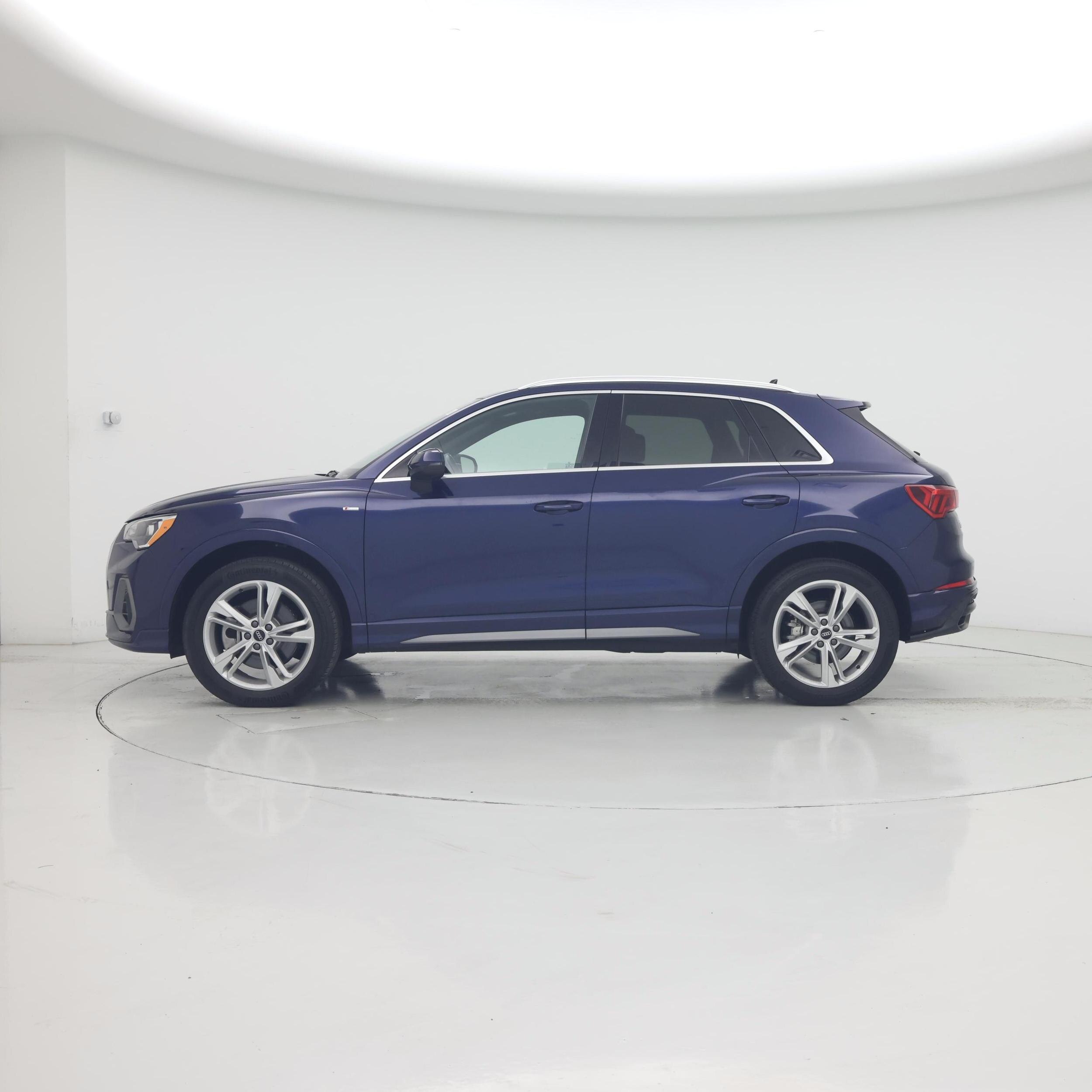 Thumbnail: 2022 Audi Q3 - 3