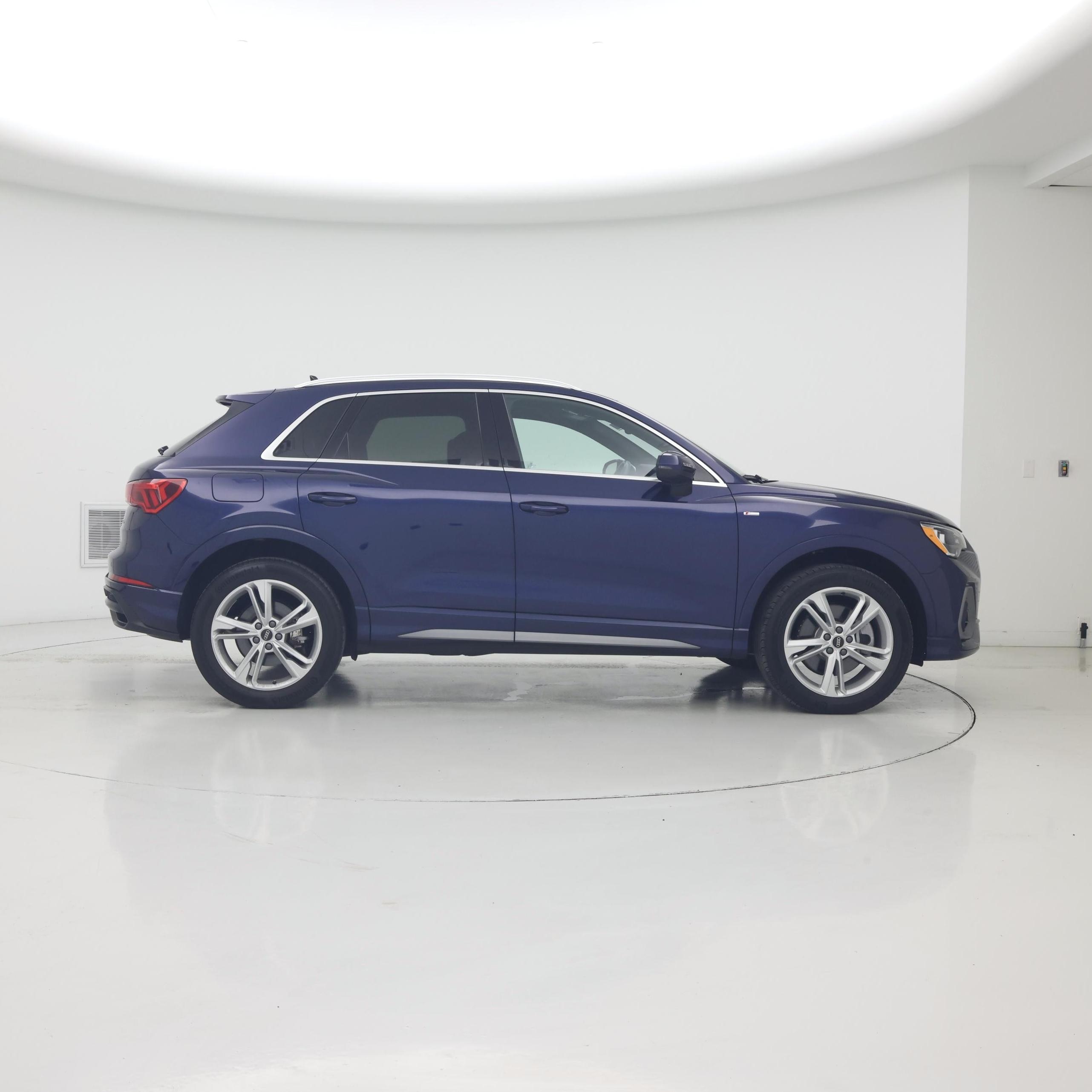 Thumbnail: 2022 Audi Q3 - 7
