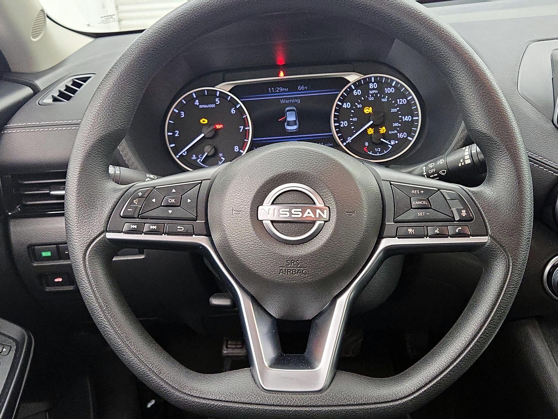 Thumbnail: 2024 Nissan Sentra - 10