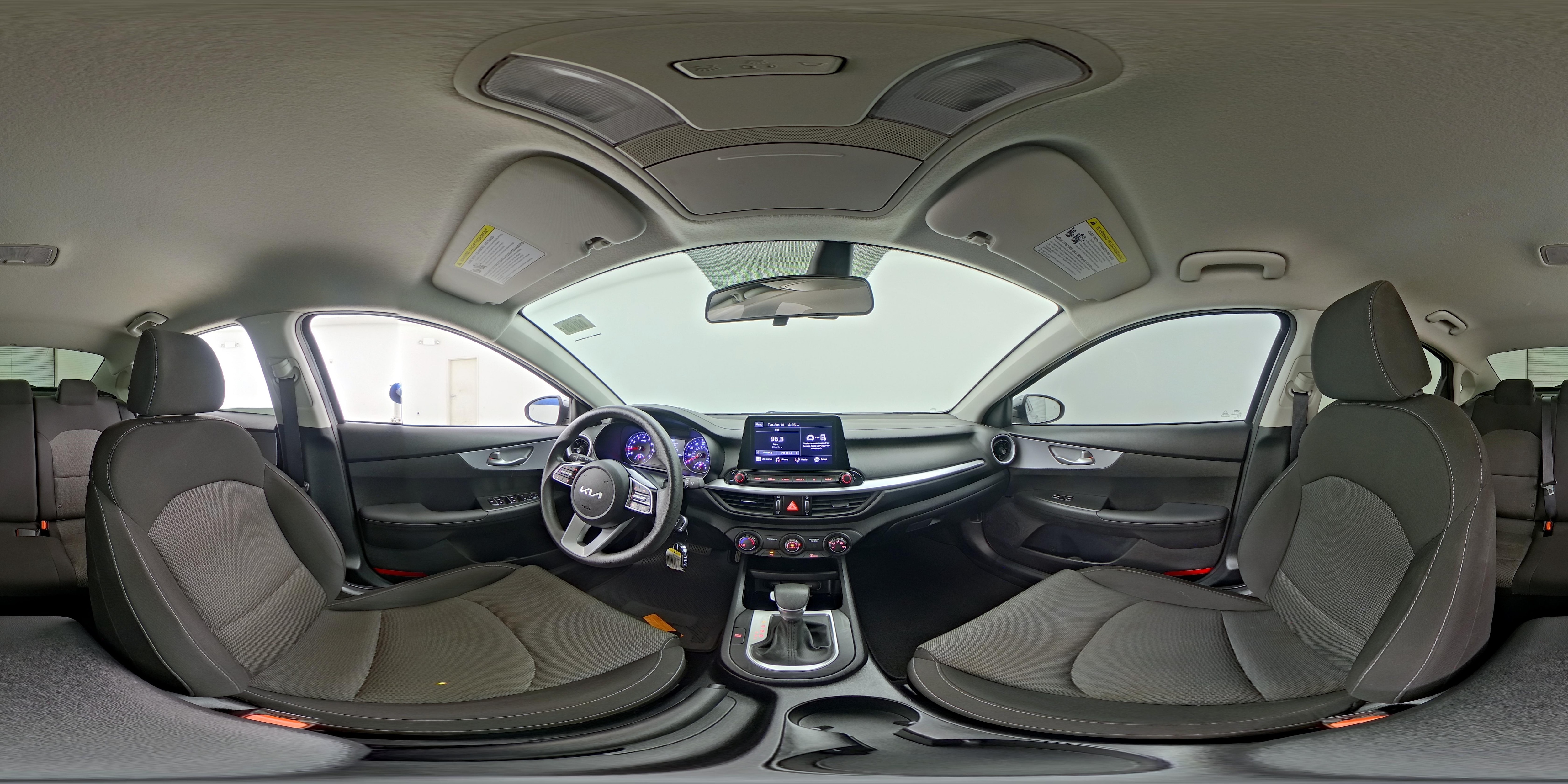 2024 Kia Forte LXS - Photo 24