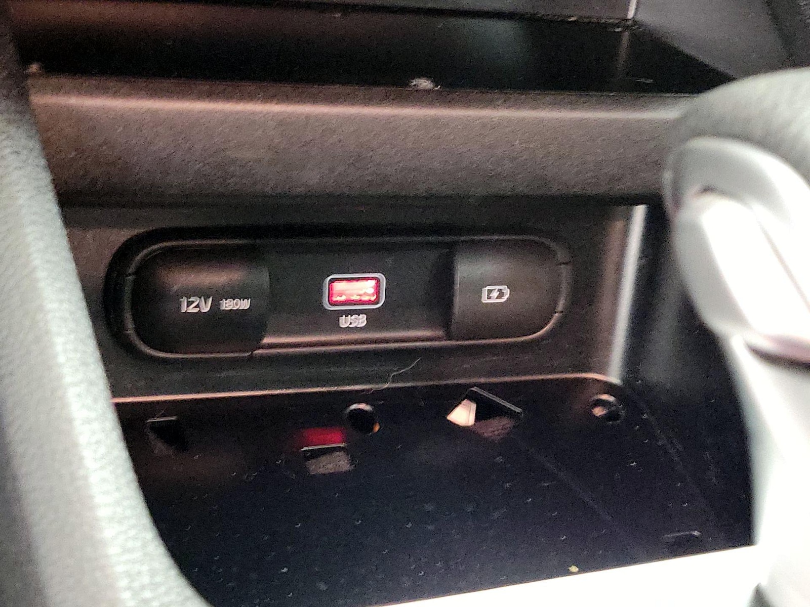 2024 Kia Forte LXS - Photo 19