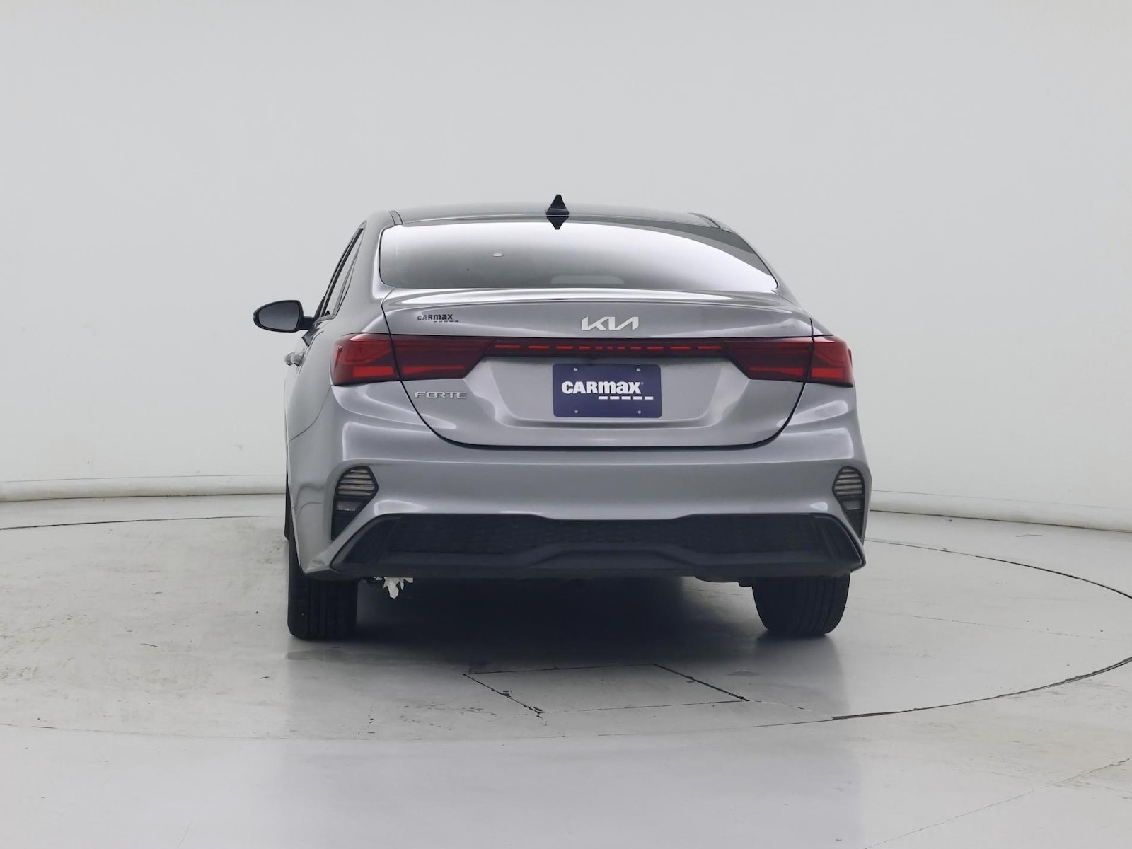 2024 Kia Forte LXS - Photo 7