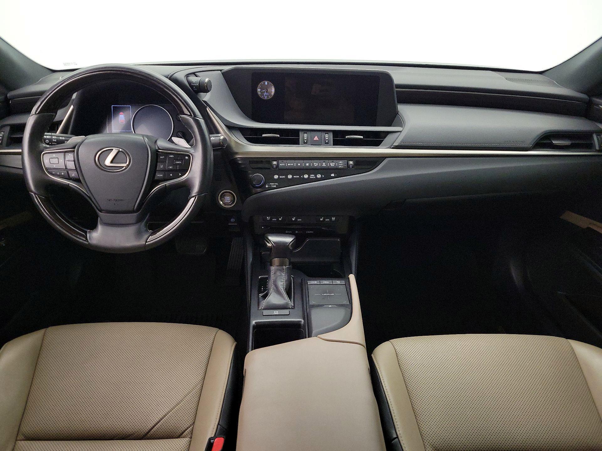 Thumbnail: 2019 Lexus ES - 9