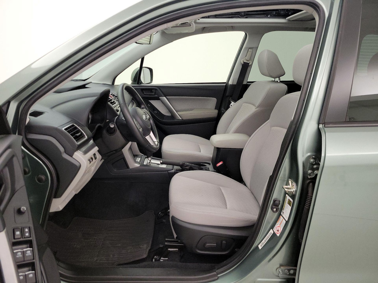 2018 Subaru Forester Premium - Photo 12