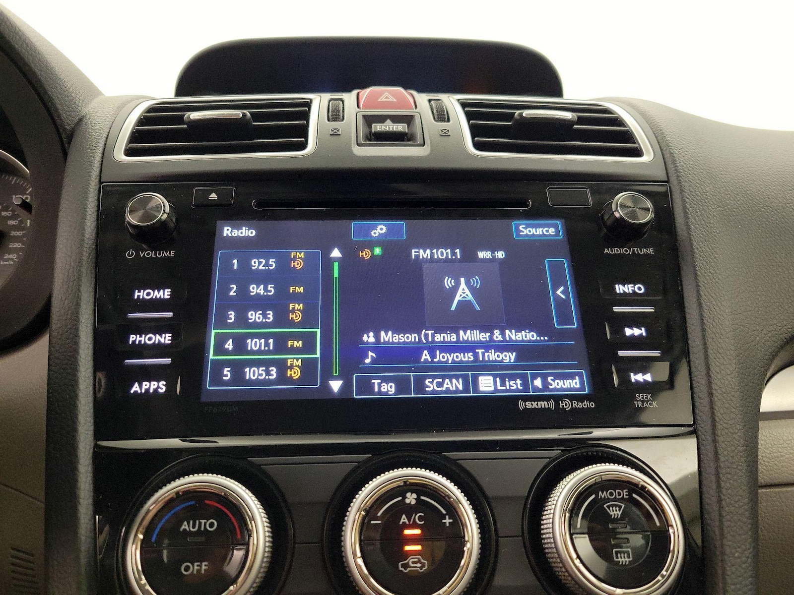 2018 Subaru Forester Premium - Photo 16