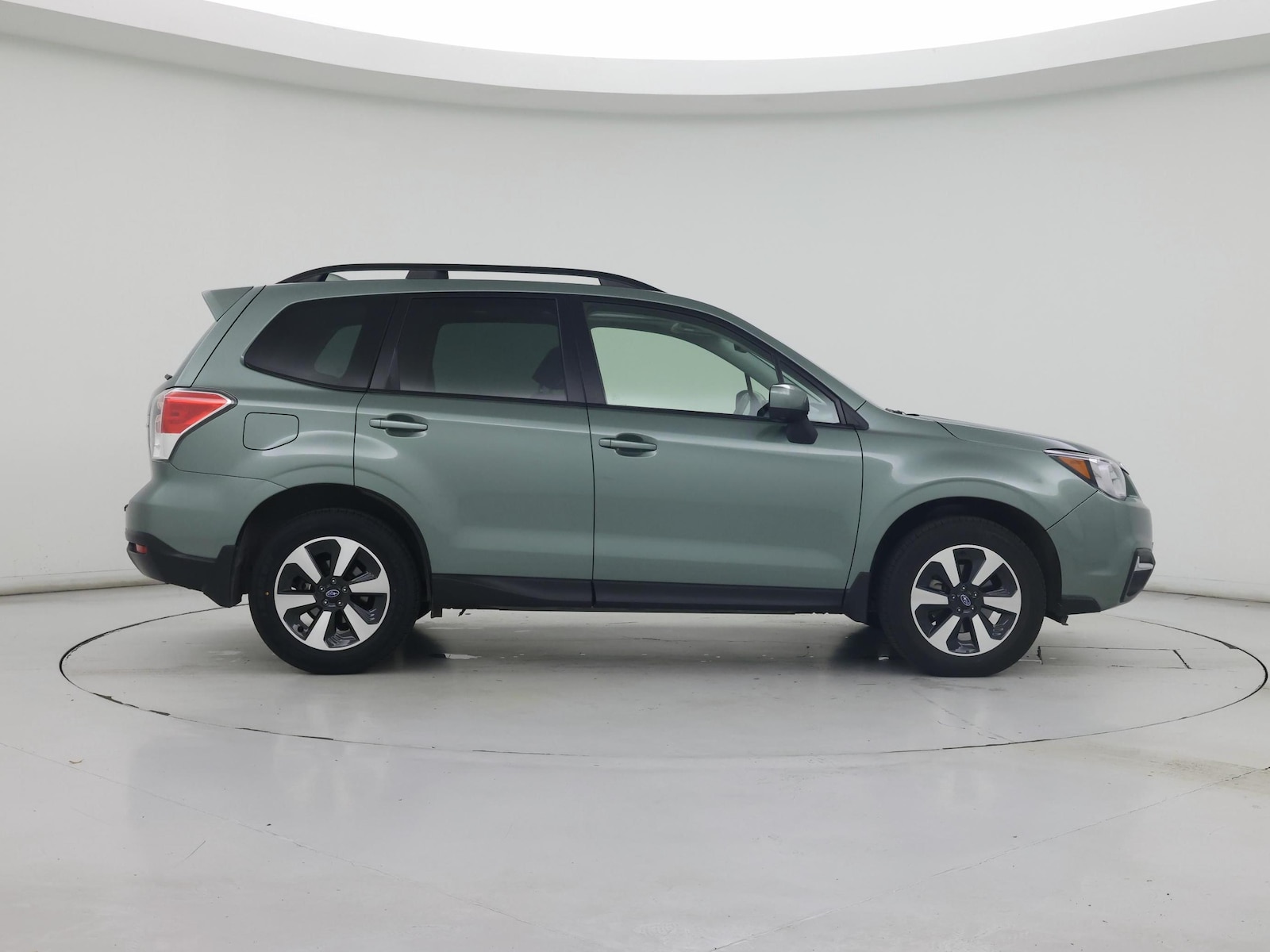 2018 Subaru Forester Premium - Photo 8