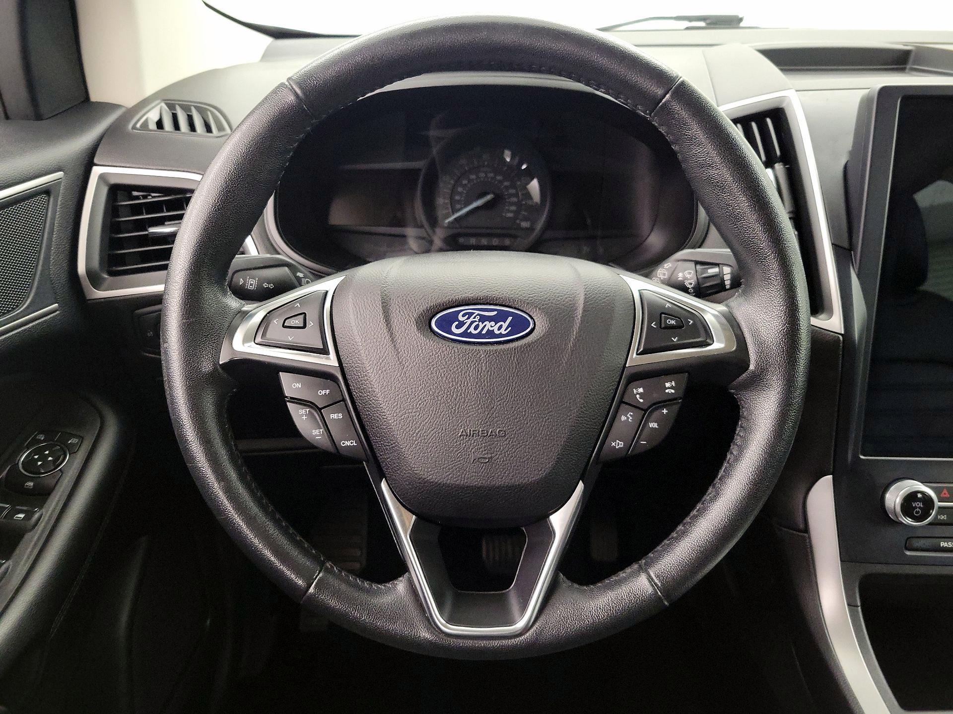 Thumbnail: 2022 Ford Edge - 10