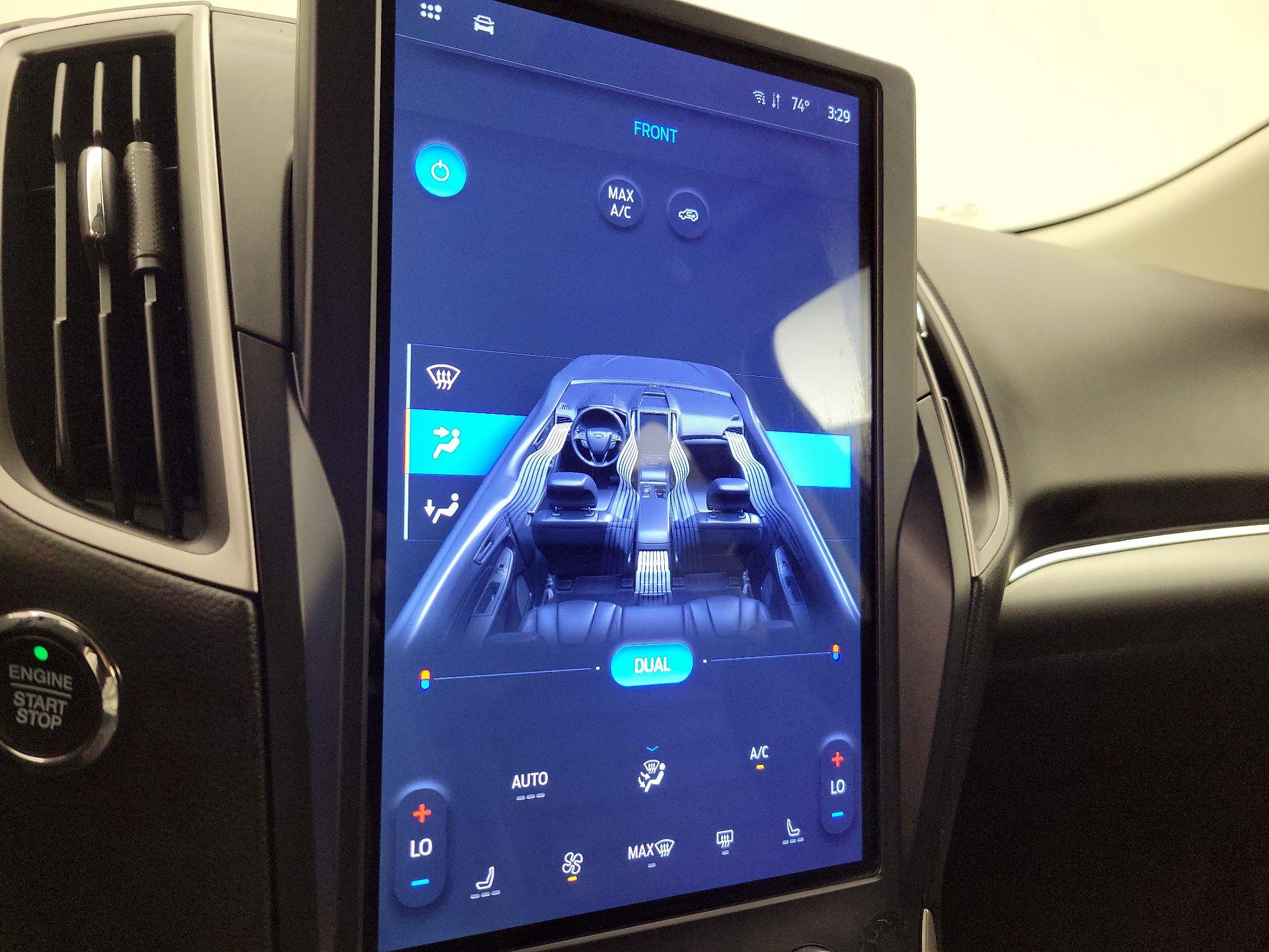 Thumbnail: 2022 Ford Edge - 16