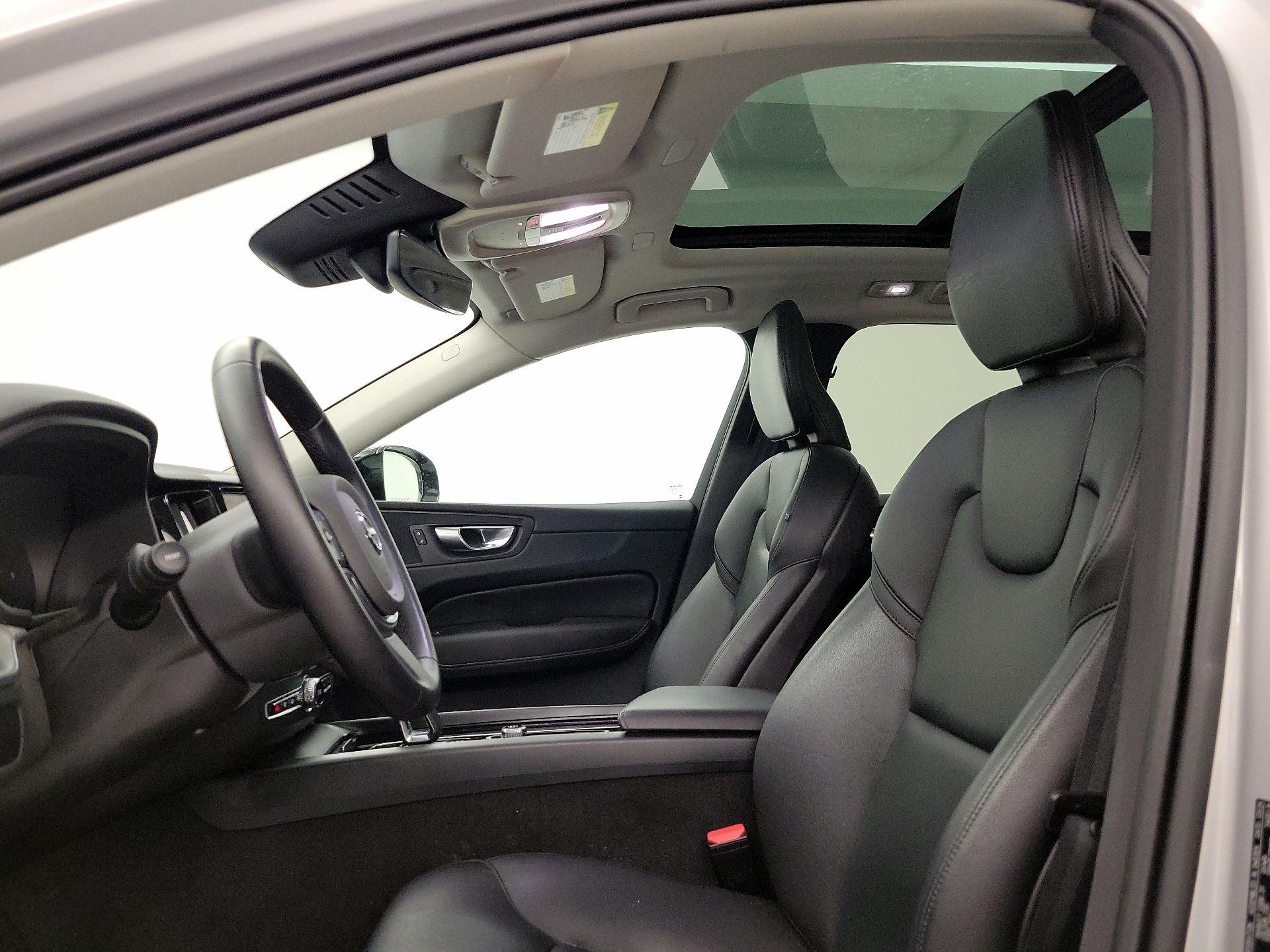 Thumbnail: 2024 Volvo XC60 - 18