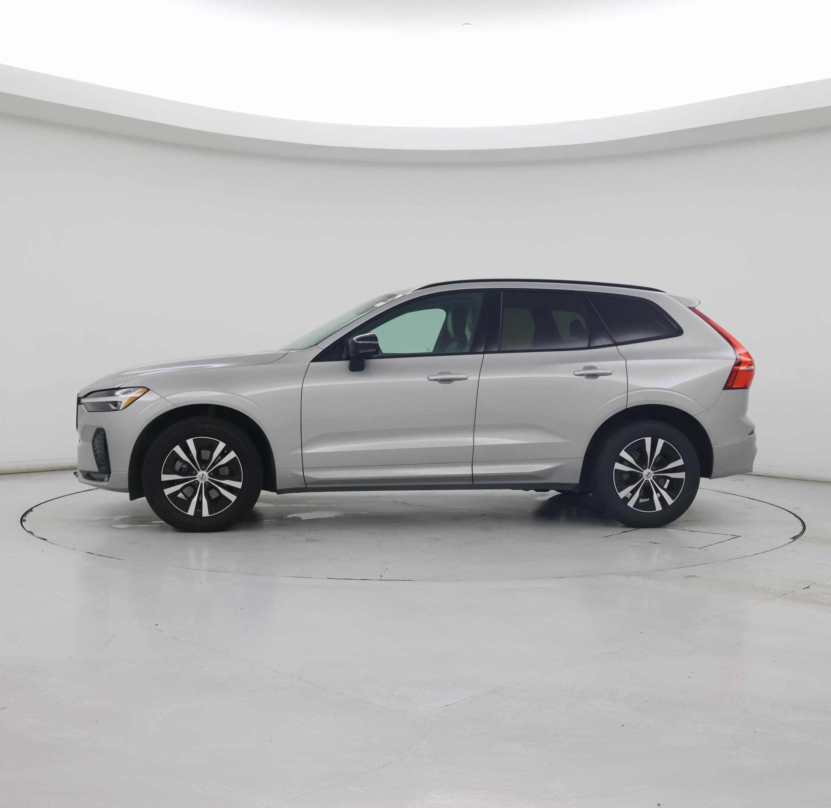 Thumbnail: 2024 Volvo XC60 - 3
