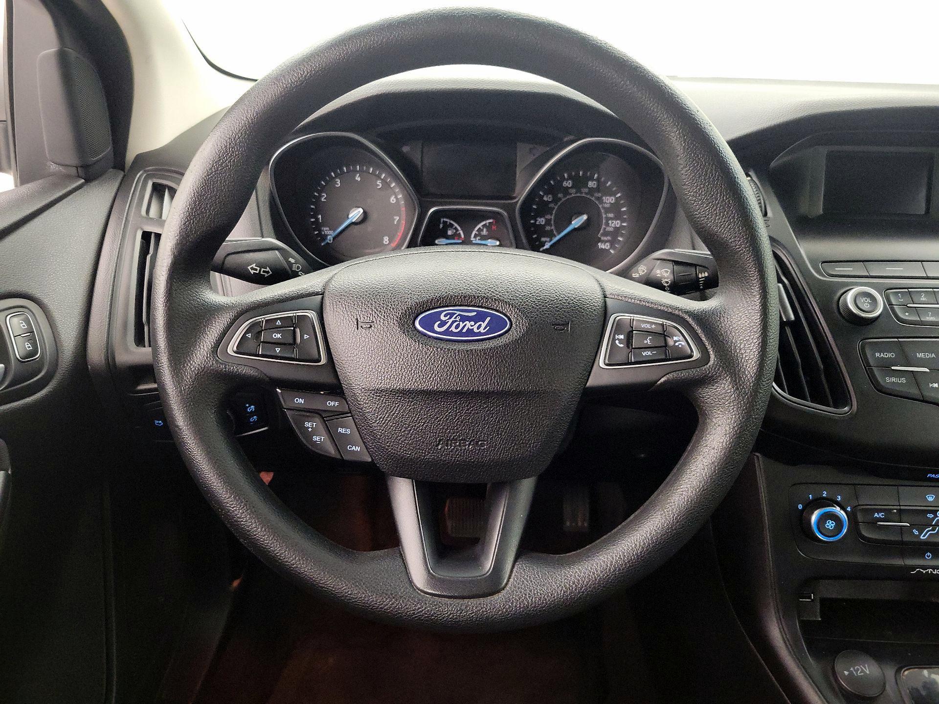 Thumbnail: 2018 Ford Focus - 10