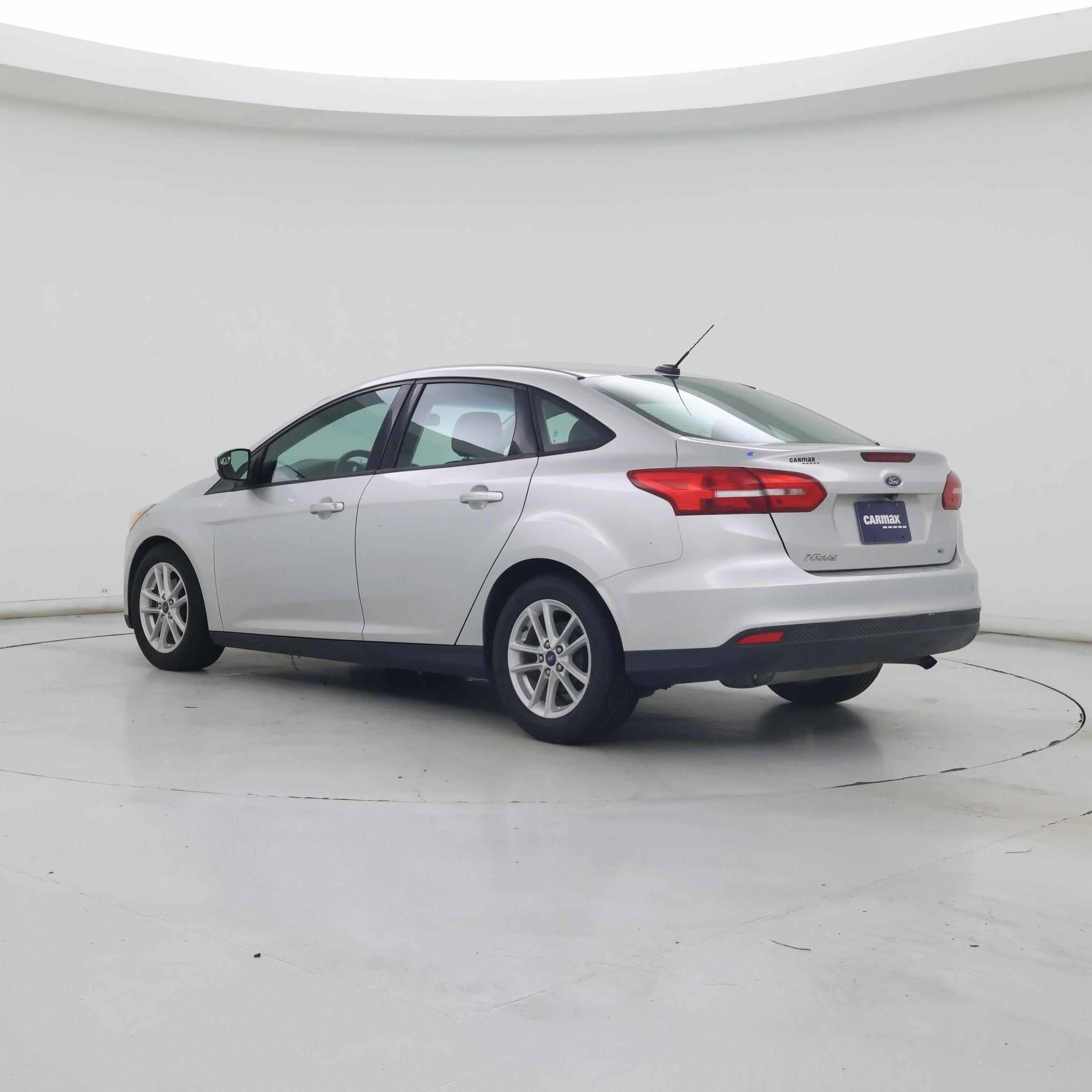 Thumbnail: 2018 Ford Focus - 2