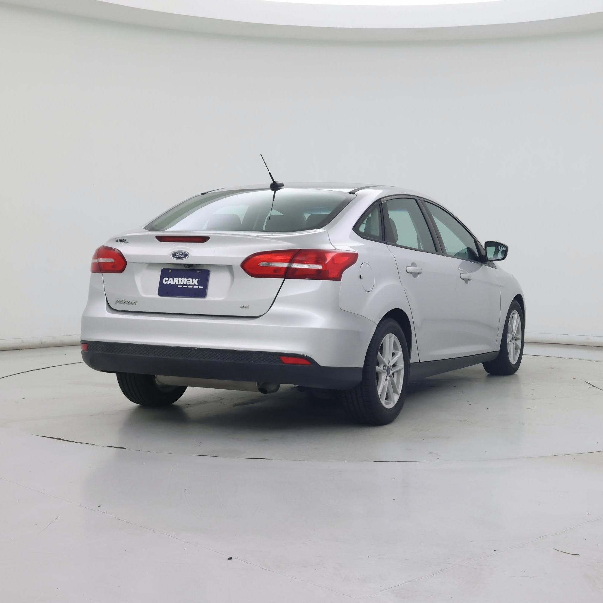 Thumbnail: 2018 Ford Focus - 8
