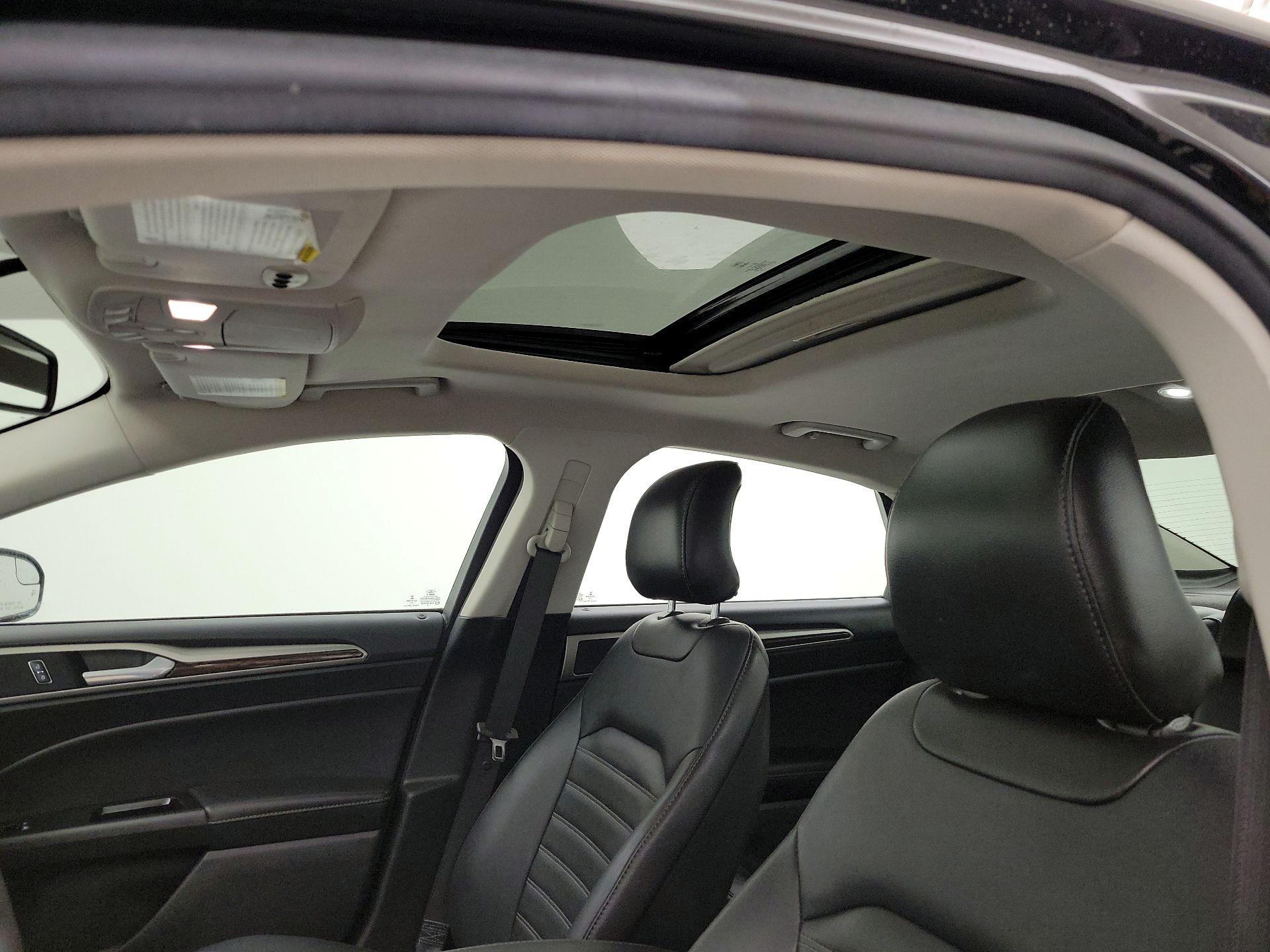 Thumbnail: 2016 Ford Fusion - 20
