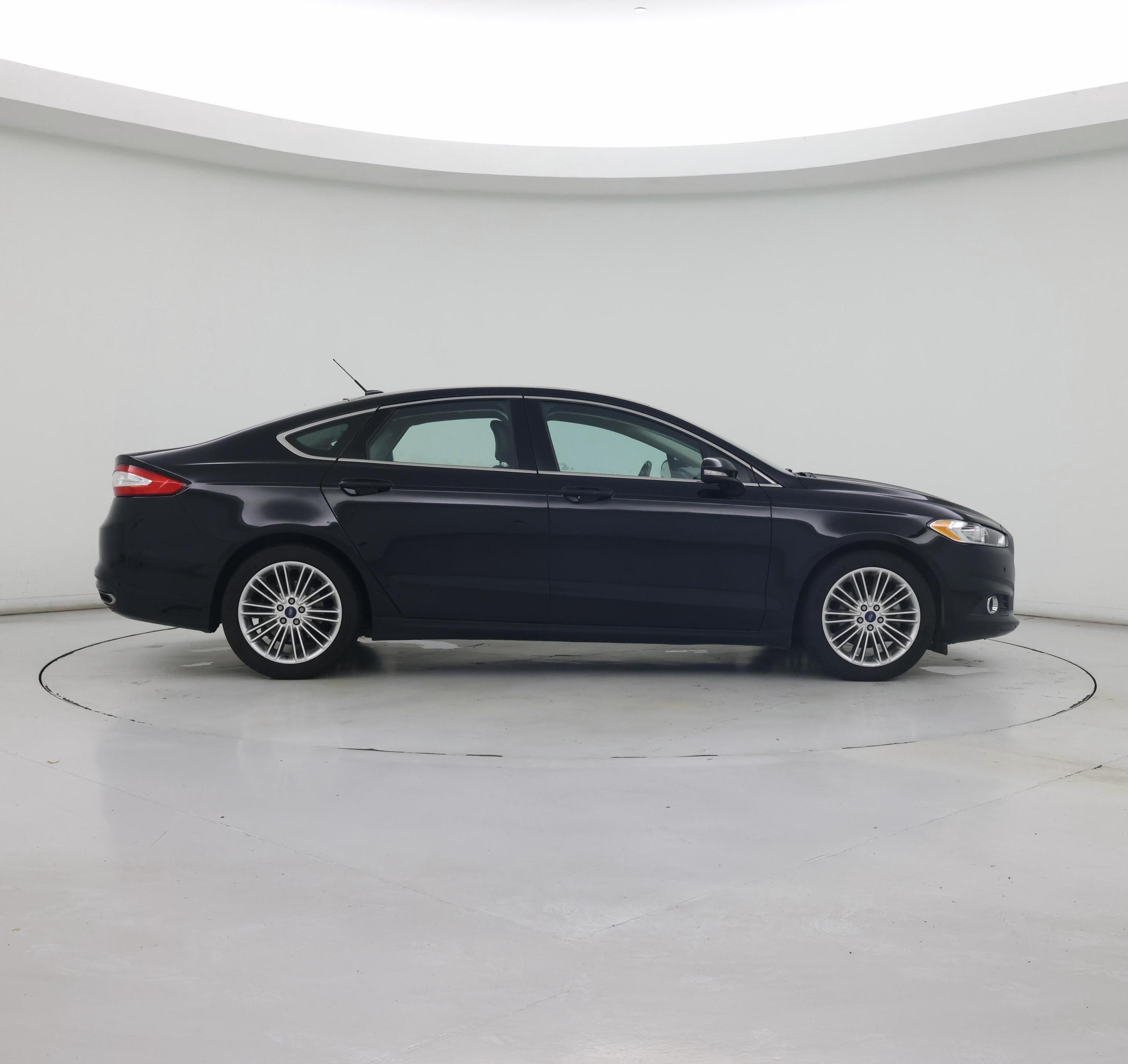Thumbnail: 2016 Ford Fusion - 7