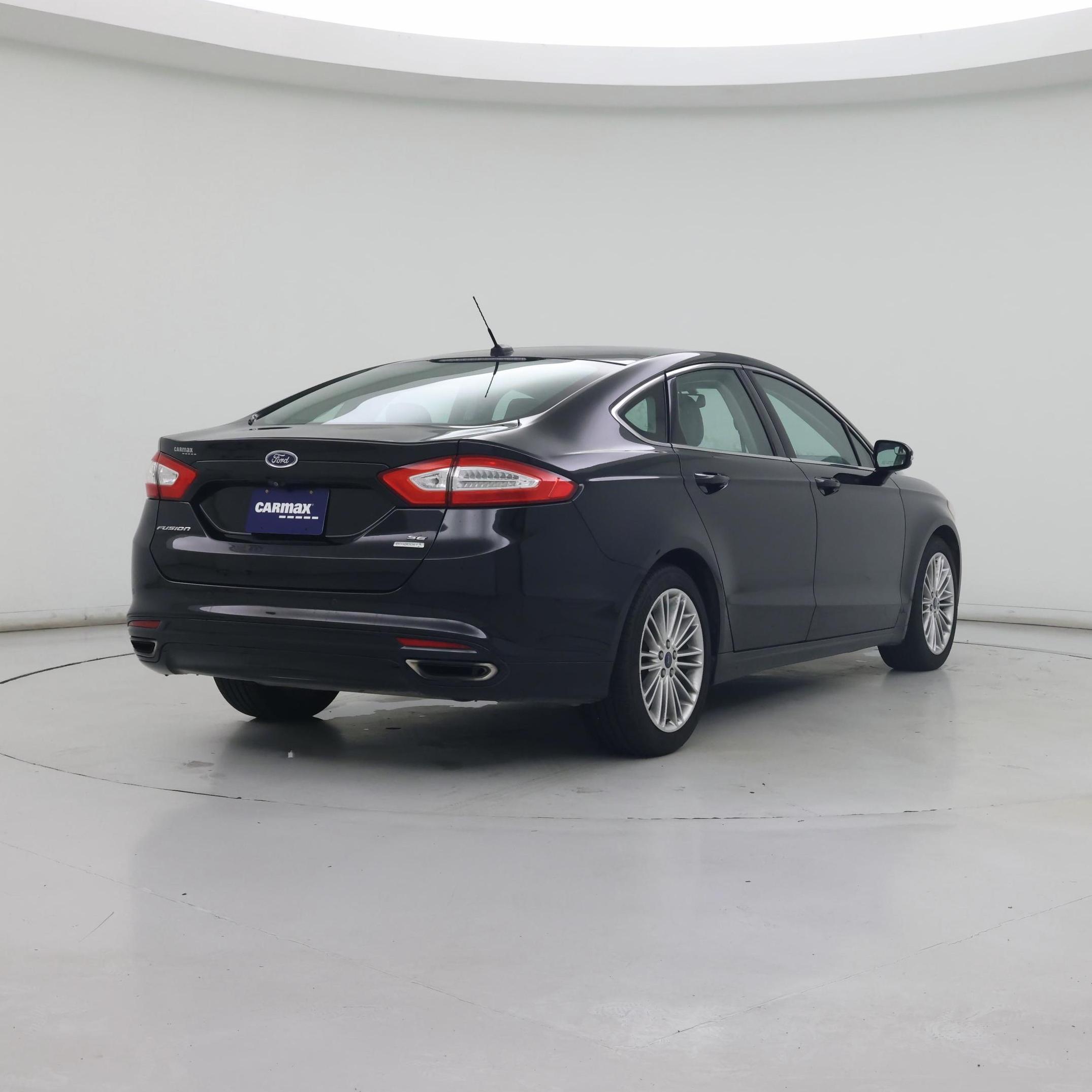 Thumbnail: 2016 Ford Fusion - 8