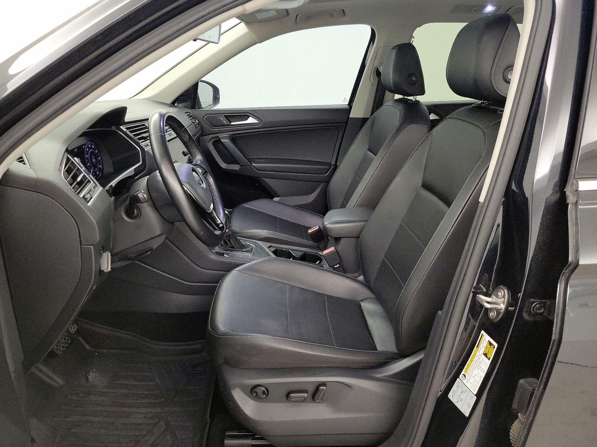 Thumbnail: 2019 Volkswagen Tiguan - 11
