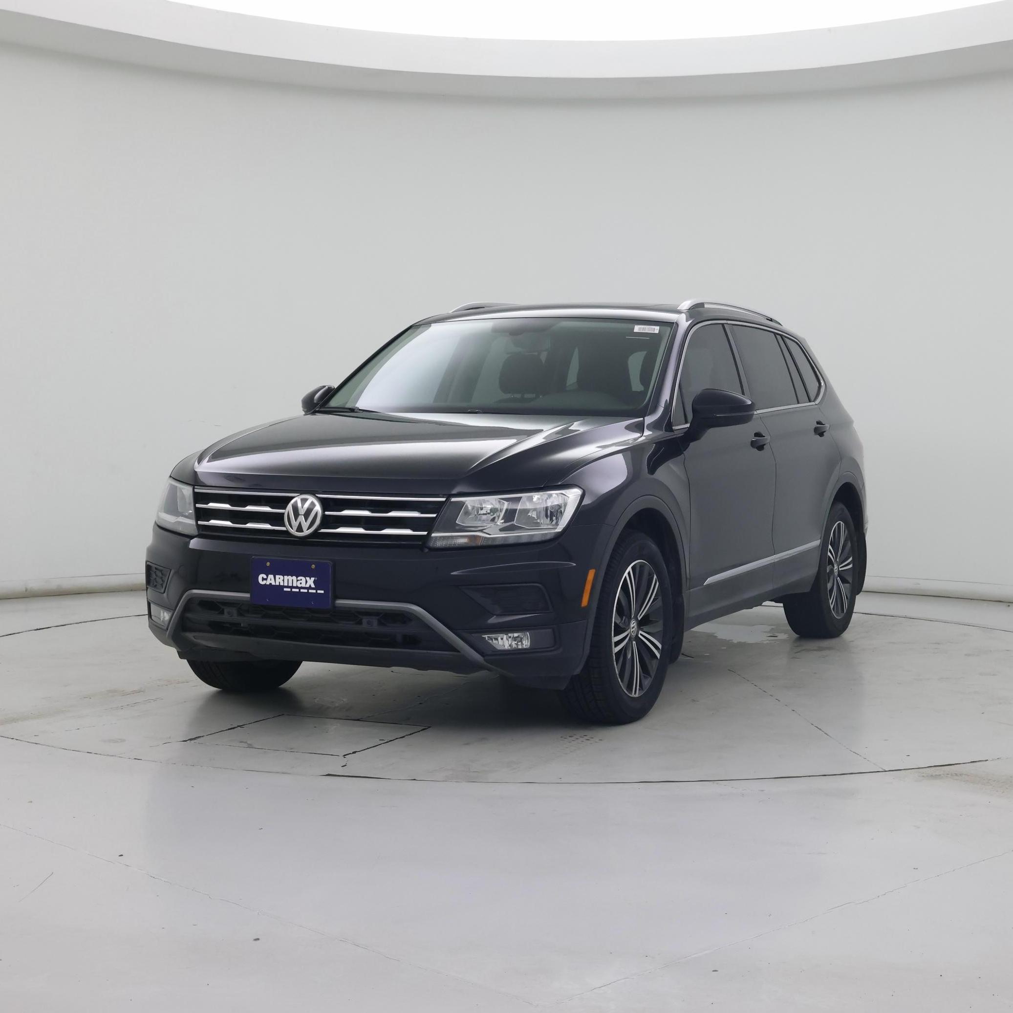 Thumbnail: 2019 Volkswagen Tiguan - 4