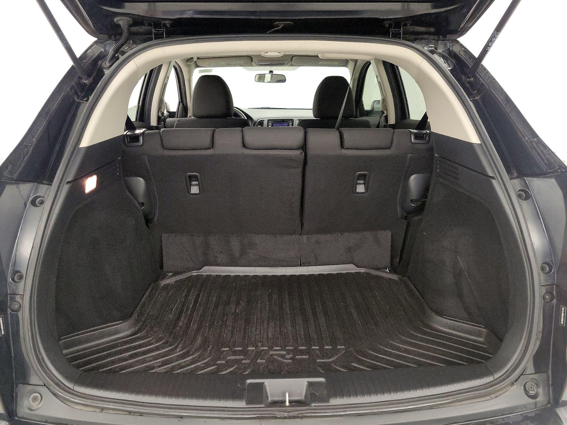 Thumbnail: 2016 Honda HR-V - 19
