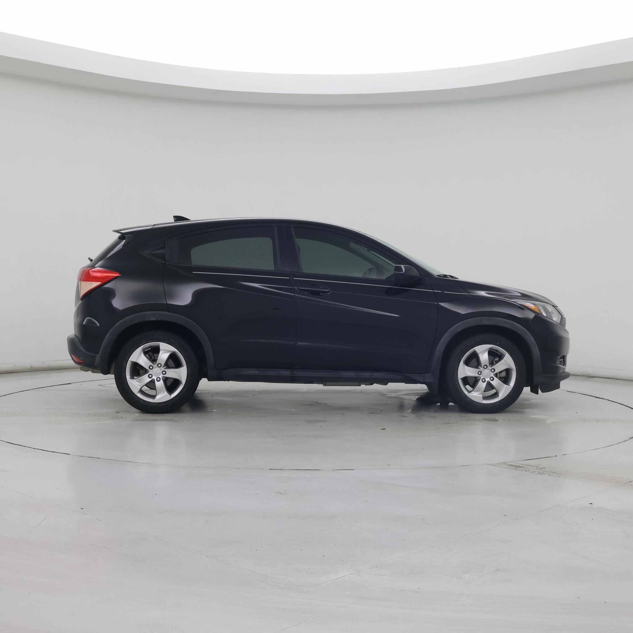 Thumbnail: 2016 Honda HR-V - 7