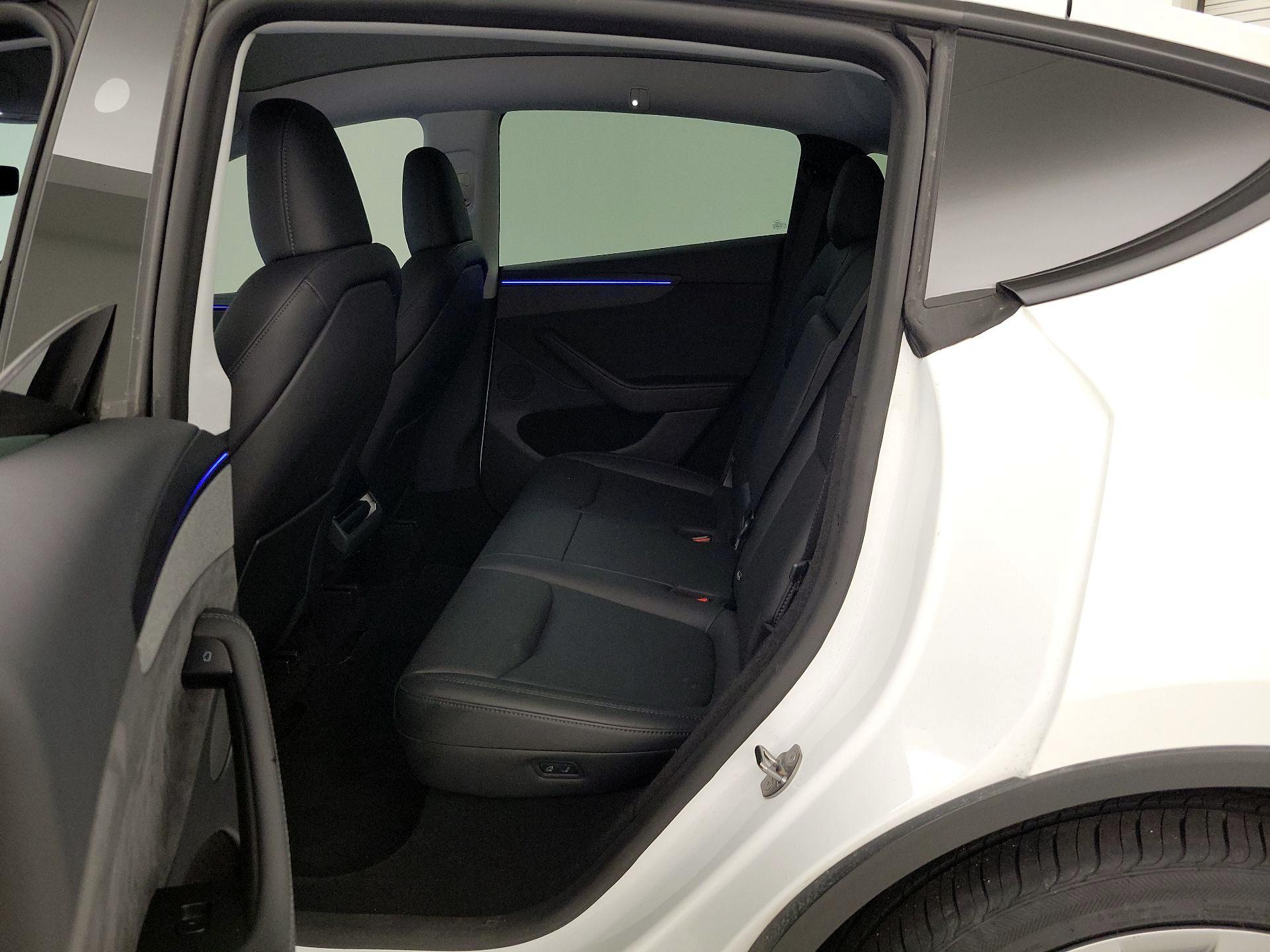 Thumbnail: 2026 Tesla Model Y - 19