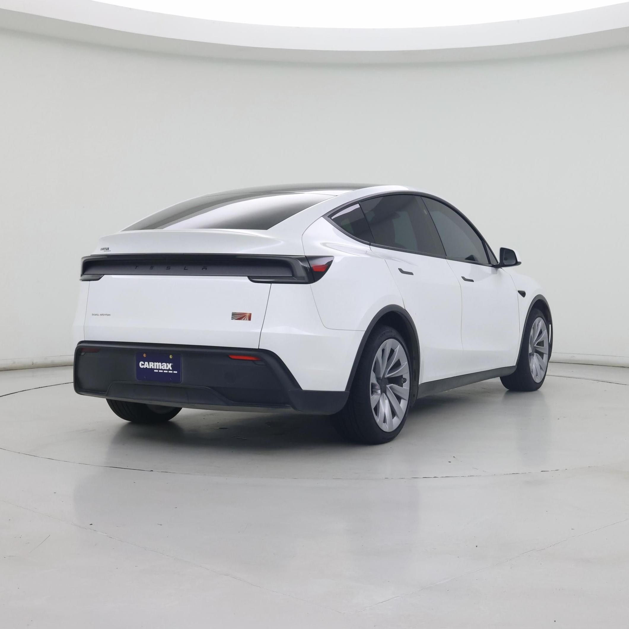 Thumbnail: 2026 Tesla Model Y - 8
