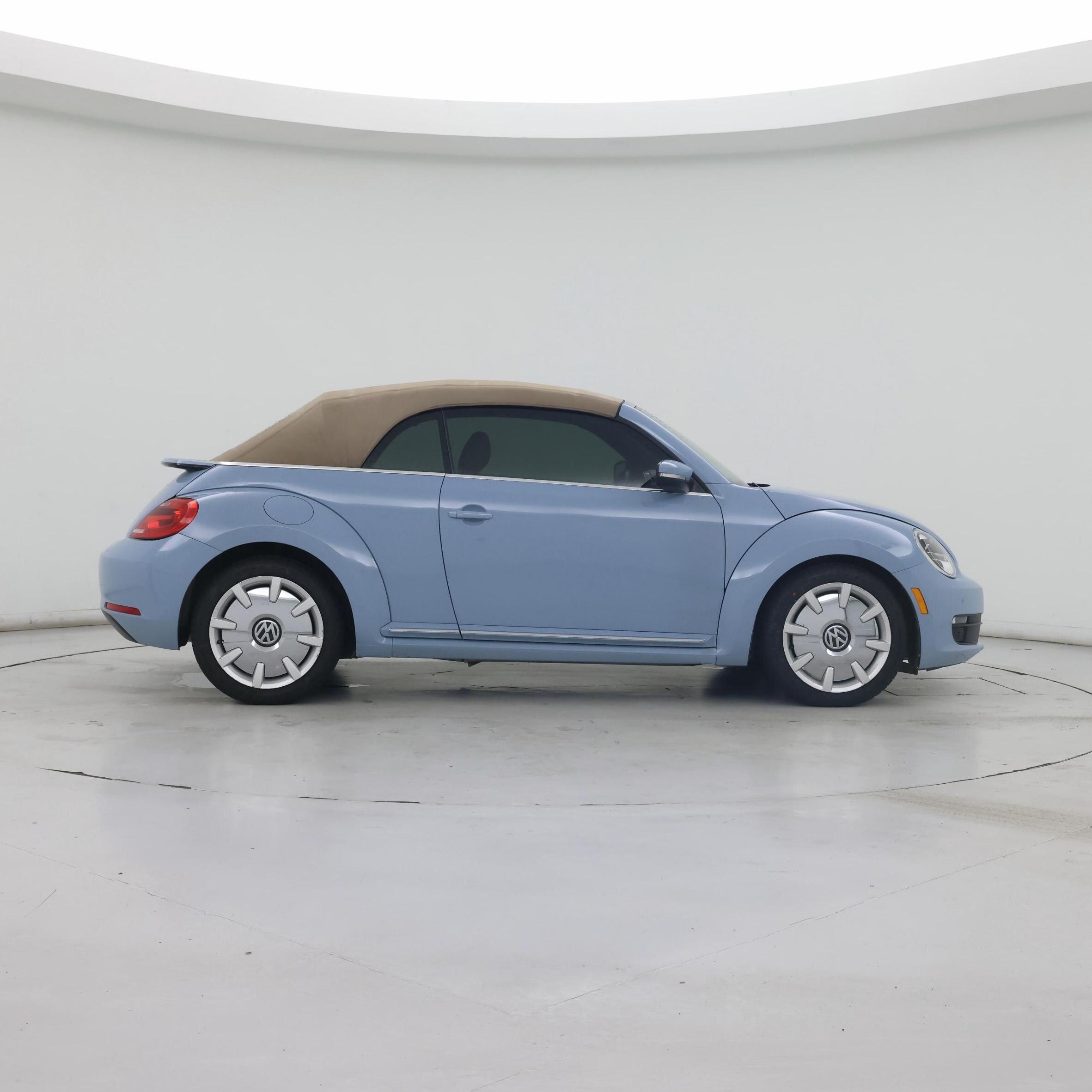 Thumbnail: 2014 Volkswagen Beetle - 7